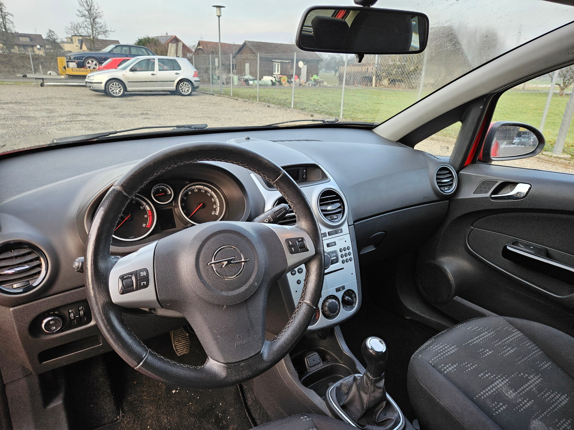 OPEL Corsa 1.4 TP Color Edition-image-8