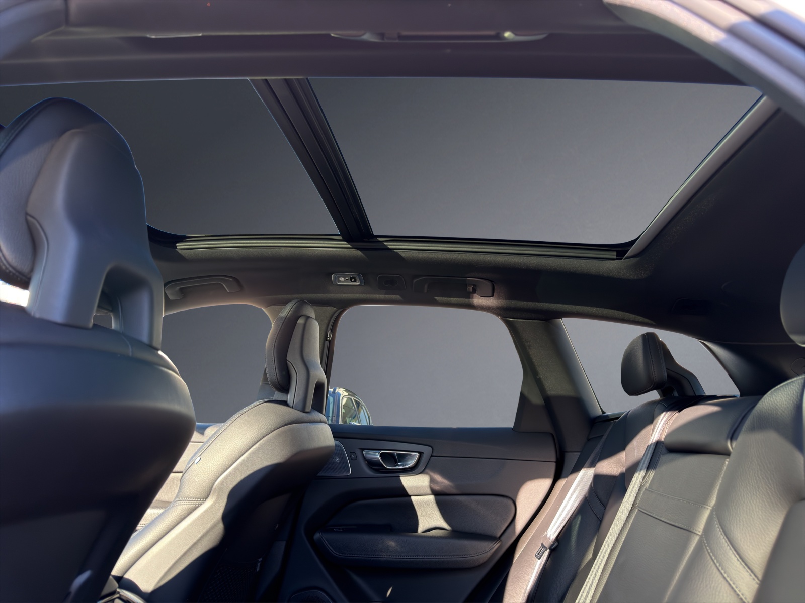Image VOLVO XC60 XC60 D5 AWD R-Design Geartronic