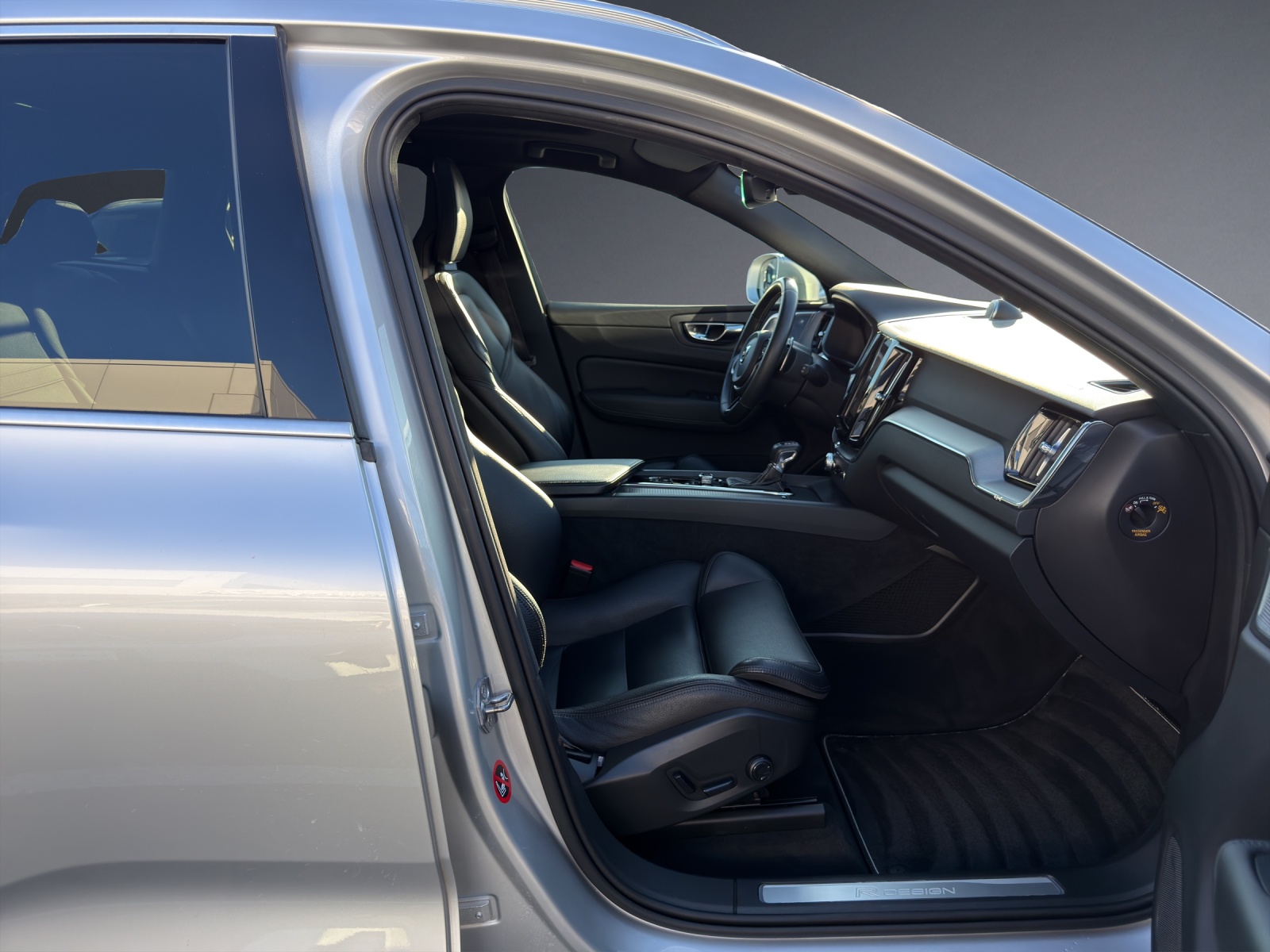 Image VOLVO XC60 XC60 D5 AWD R-Design Geartronic
