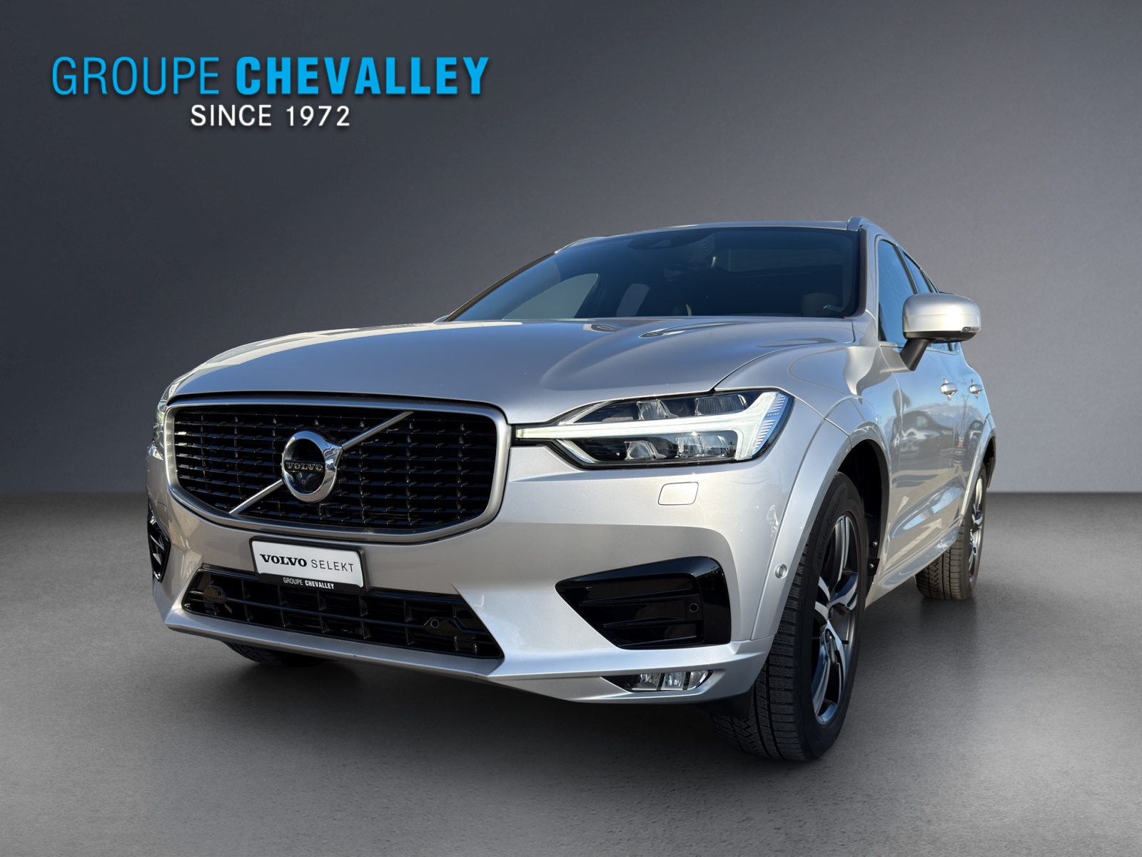 VOLVO XC60 D5 AWD R-Design Geartronic-image-0