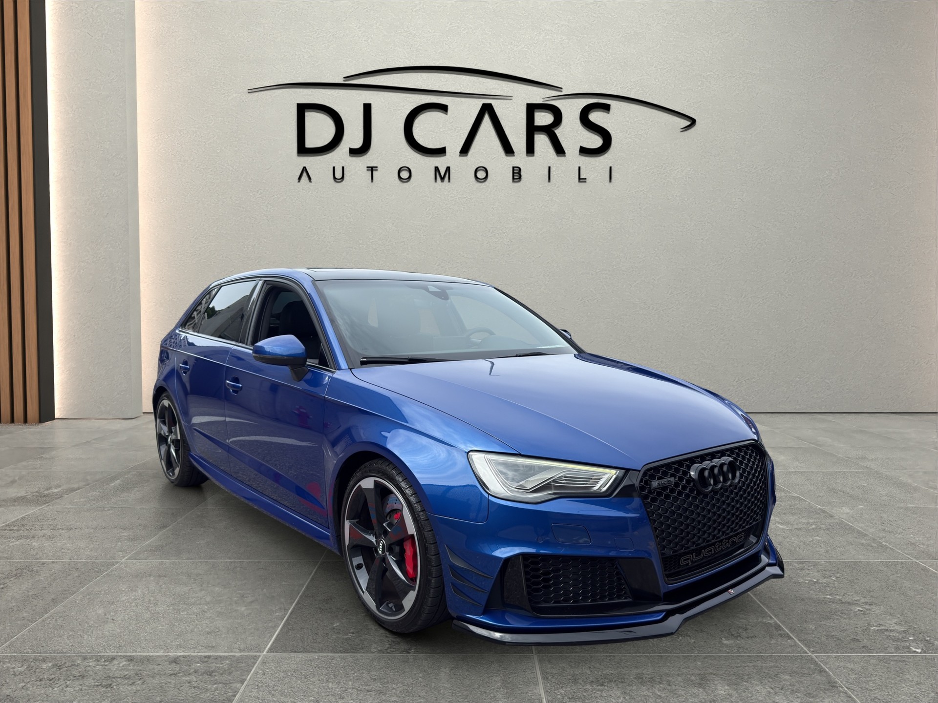 AUDI RS3 2.5 TSI quattro S-tronic-image-2