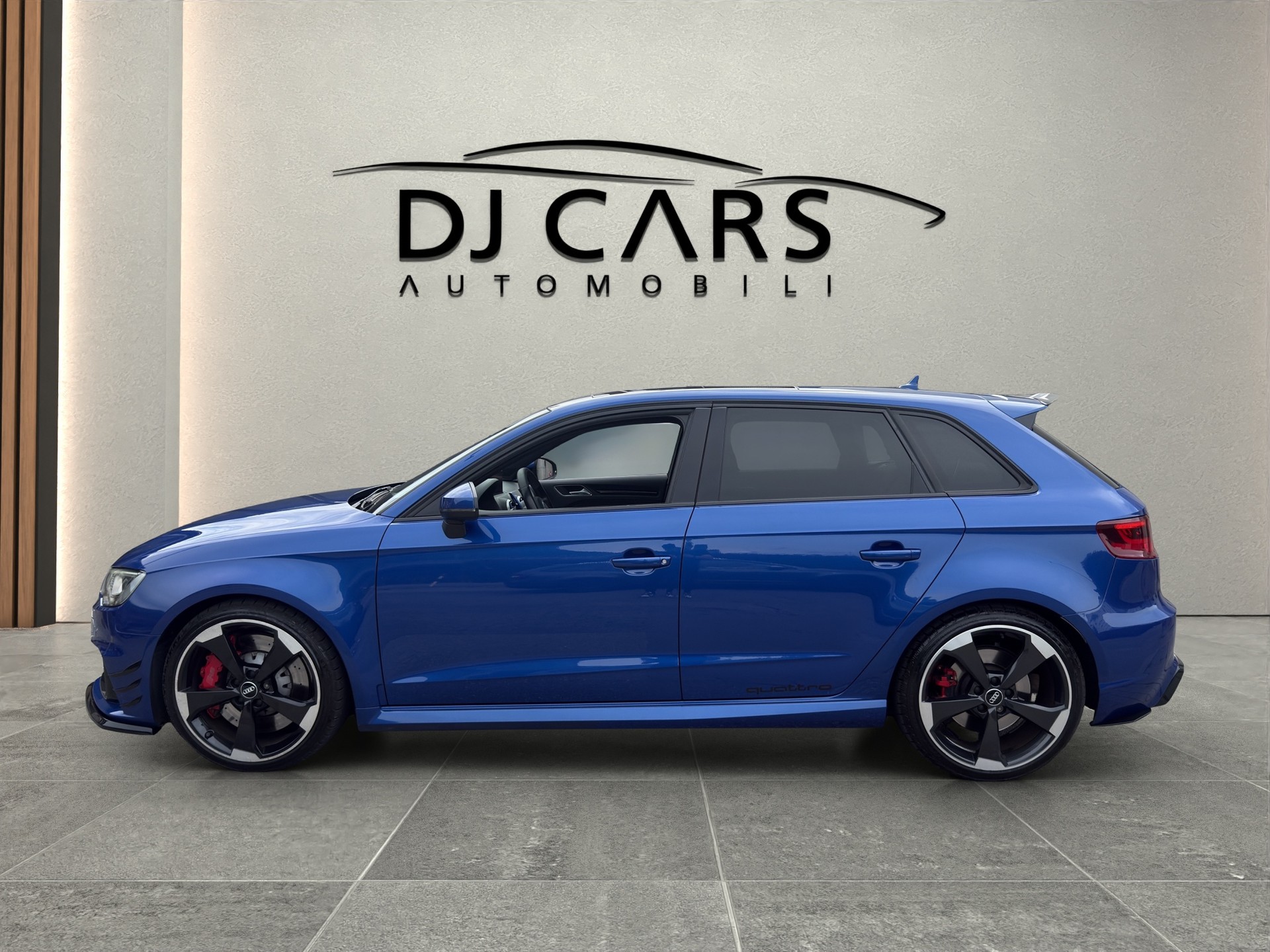 AUDI RS3 2.5 TSI quattro S-tronic-image-3