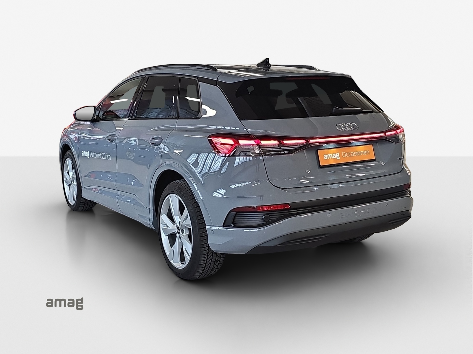 AUDI Q4 e-tron 50 quattro-image-3