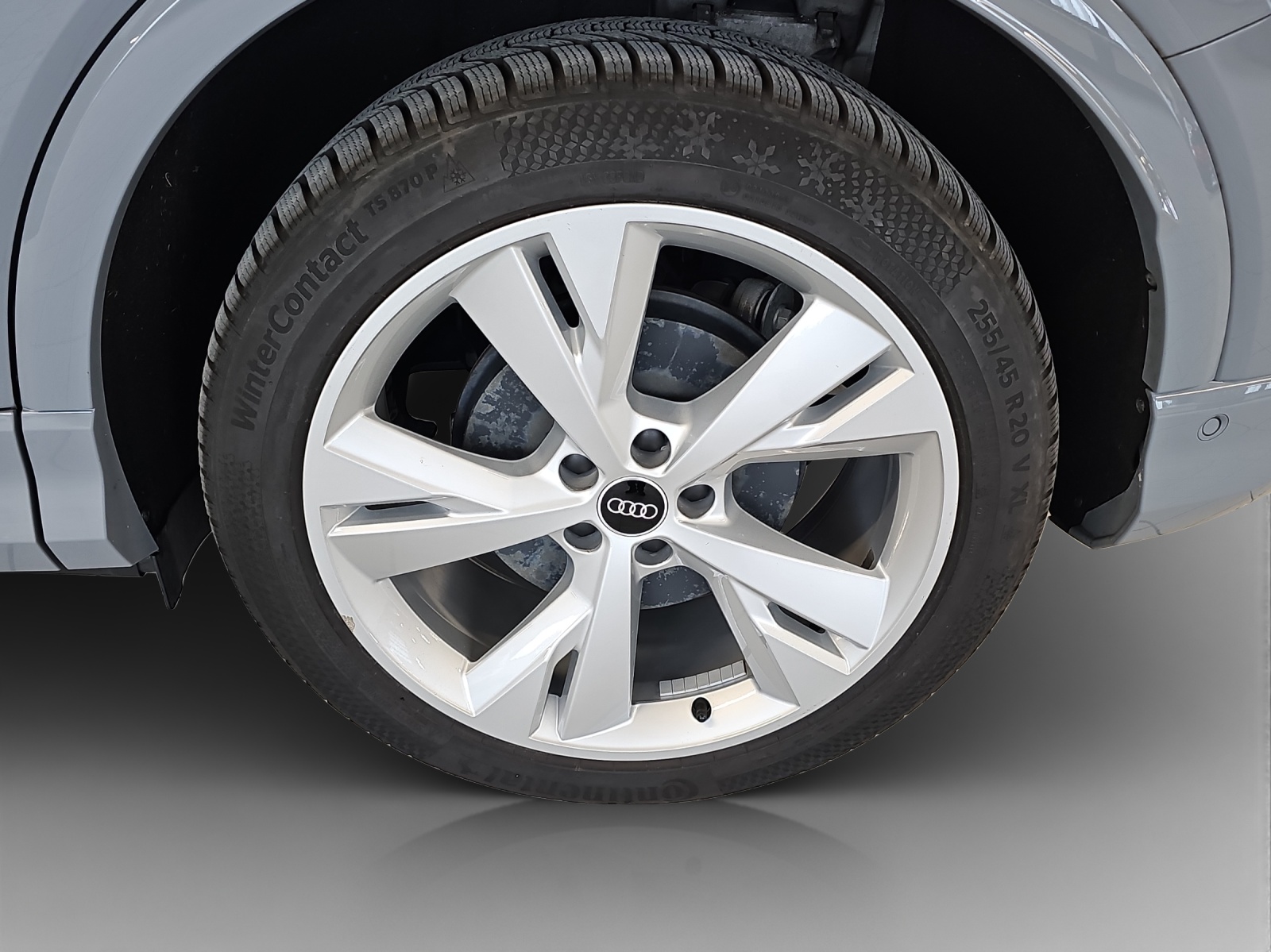 AUDI Q4 e-tron 50 quattro-image-15