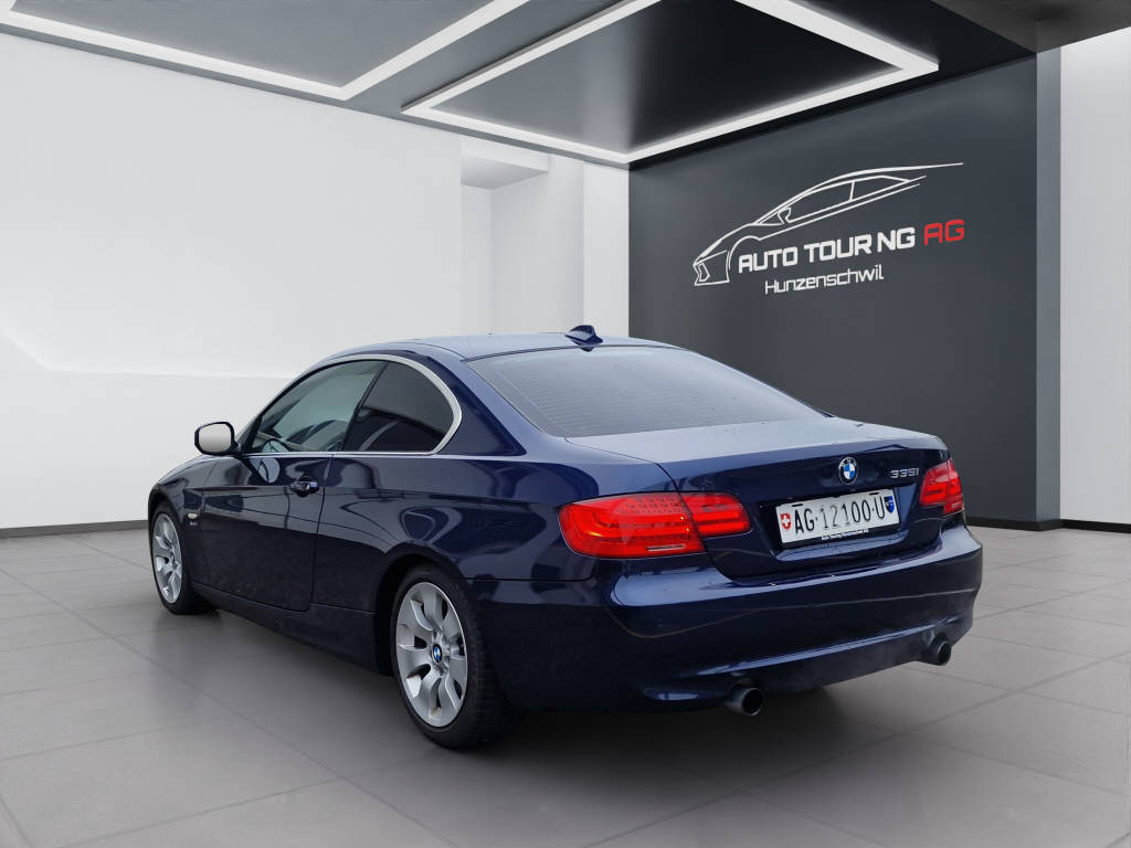 BMW 335i xDrive Coupé-image-4