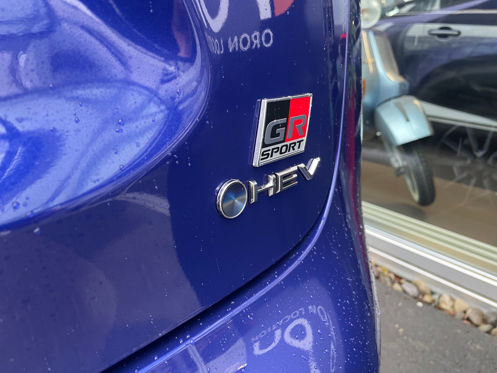 TOYOTA Yaris Cross 1.5 GR Sport e-CVT-image-8