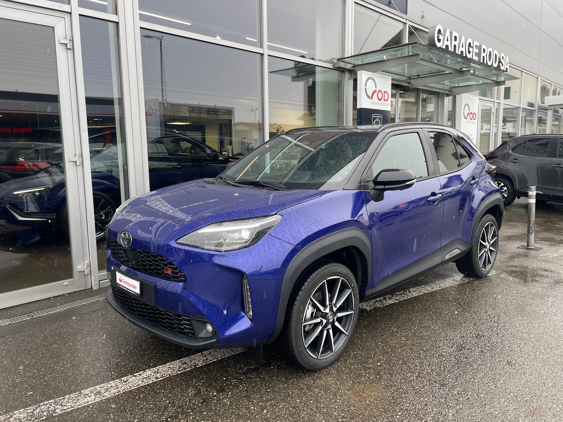 TOYOTA Yaris Cross 1.5 GR Sport e-CVT-image-0