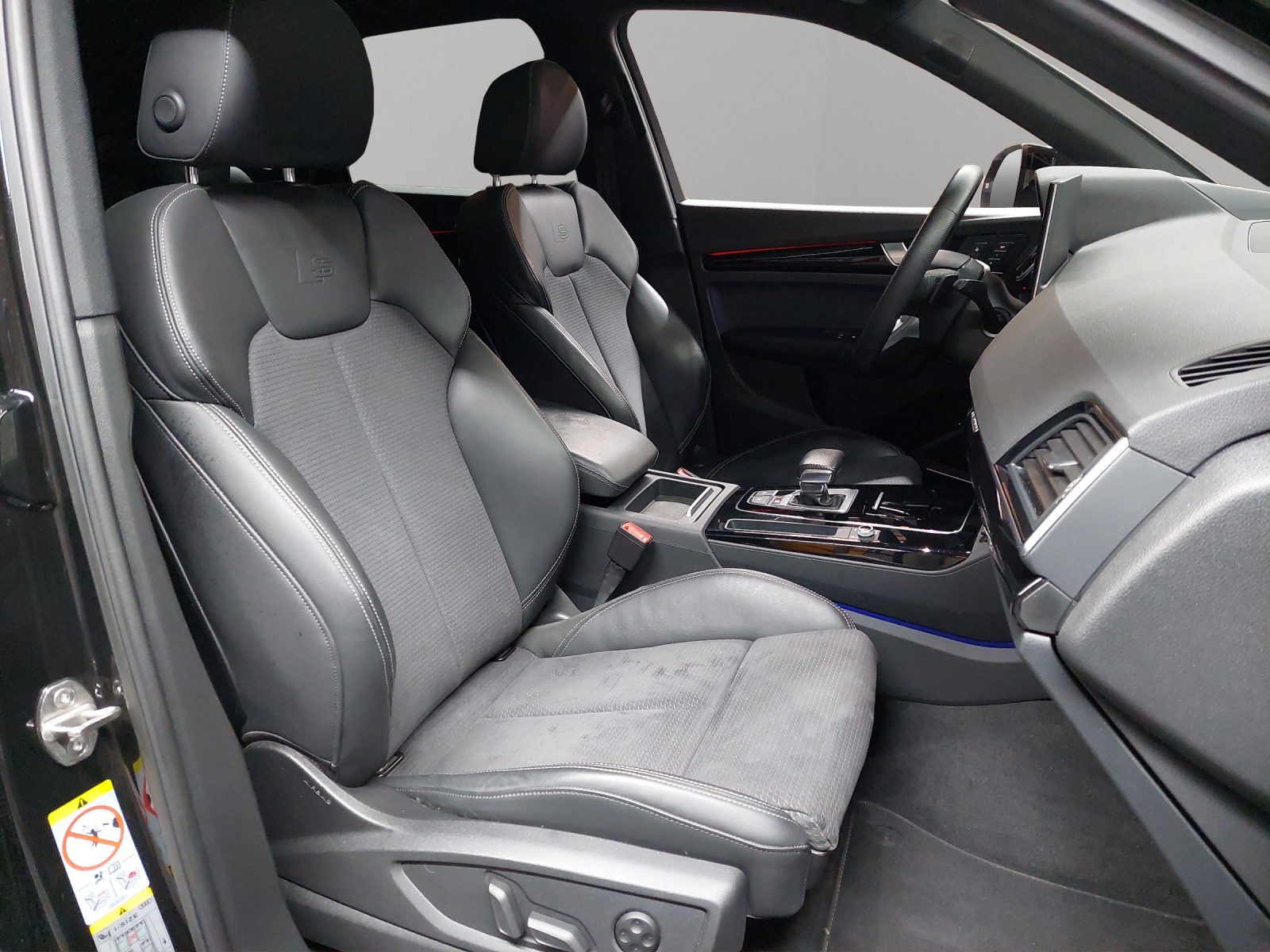 AUDI SQ5 TDI quattro tiptronic-image-8