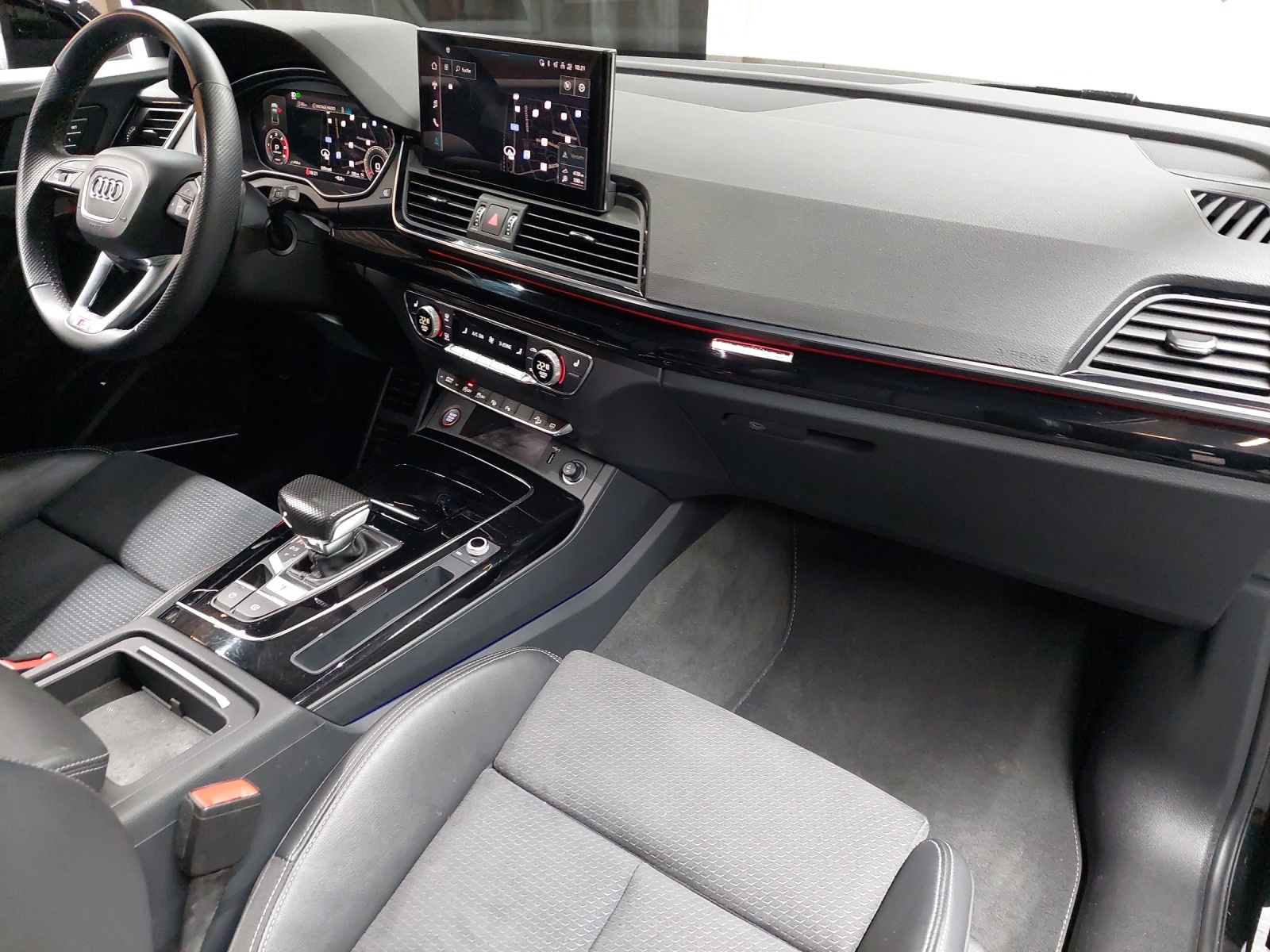 AUDI SQ5 TDI quattro tiptronic-image-9