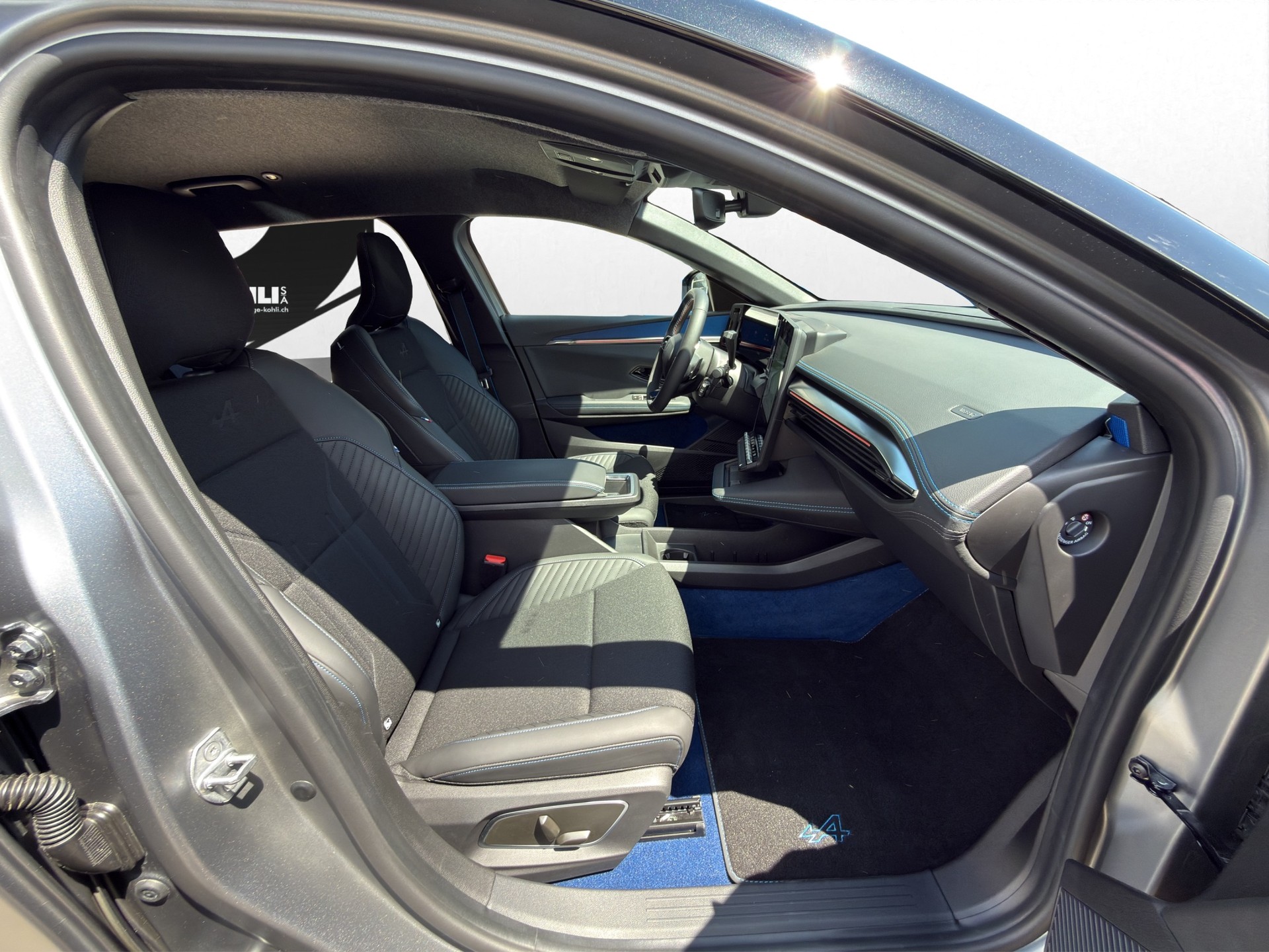 RENAULT Mégane E-TECH EV60 Esprit Alpine-image-11