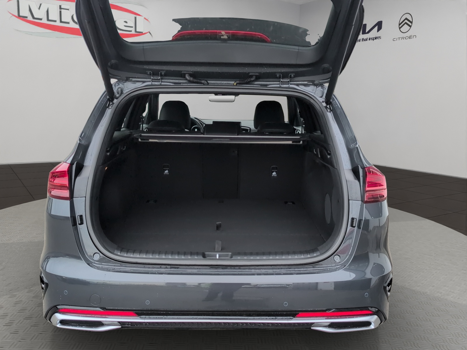 KIA Ceed SW 1.5 T-GDi MHEV GT-Line / inkl. Winterräder / CH Herstellergarantie bis 6.2032 / Leasing Aktion 0.99% 36 Mte.-image-14