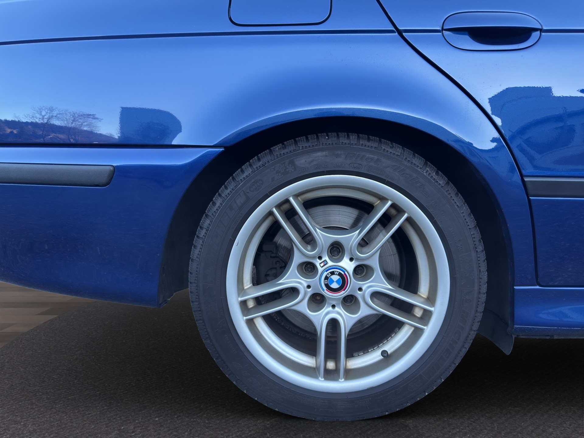 BMW M5-image-18