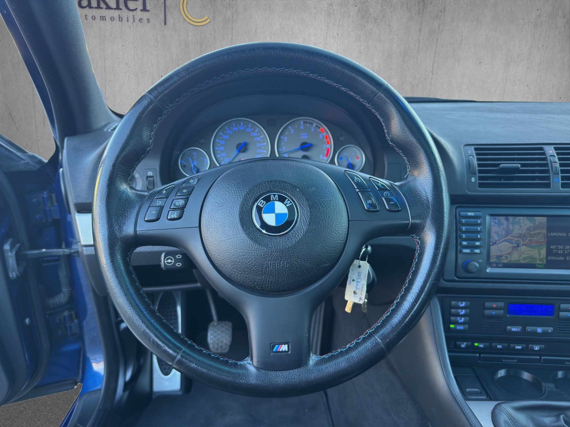 BMW M5-image-10
