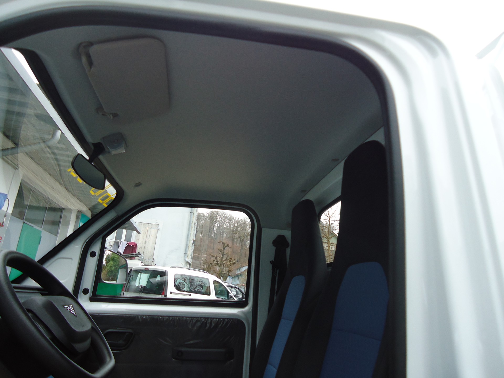 BAW Reech mit MOTORADSCHILD ! ! 700 kg. NL !-image-12