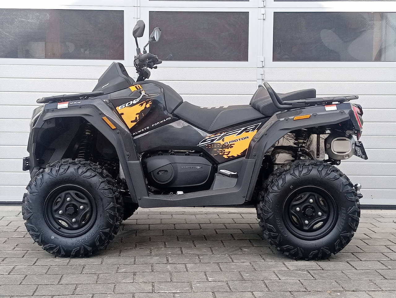 QJ SFA 600 ABS EPS ONE-showroom-element-1