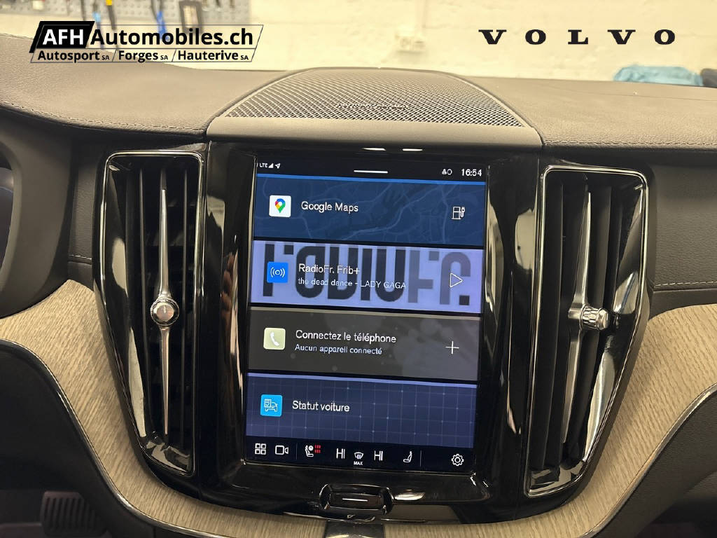 VOLVO XC60 T6 eAWD Inscription-image-12
