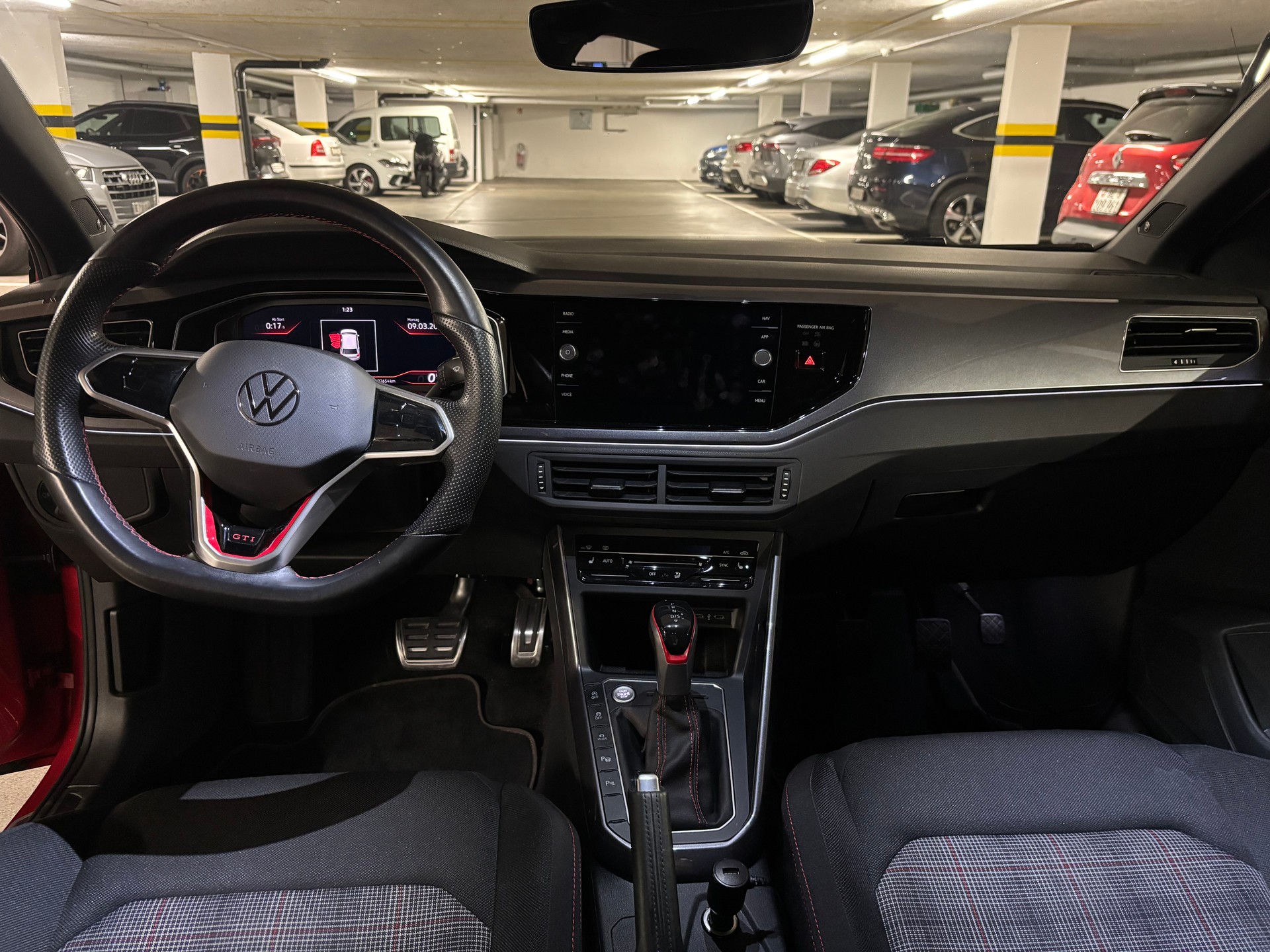 VW Polo 2.0 TSI GTI 75 Edition DSG-image-6