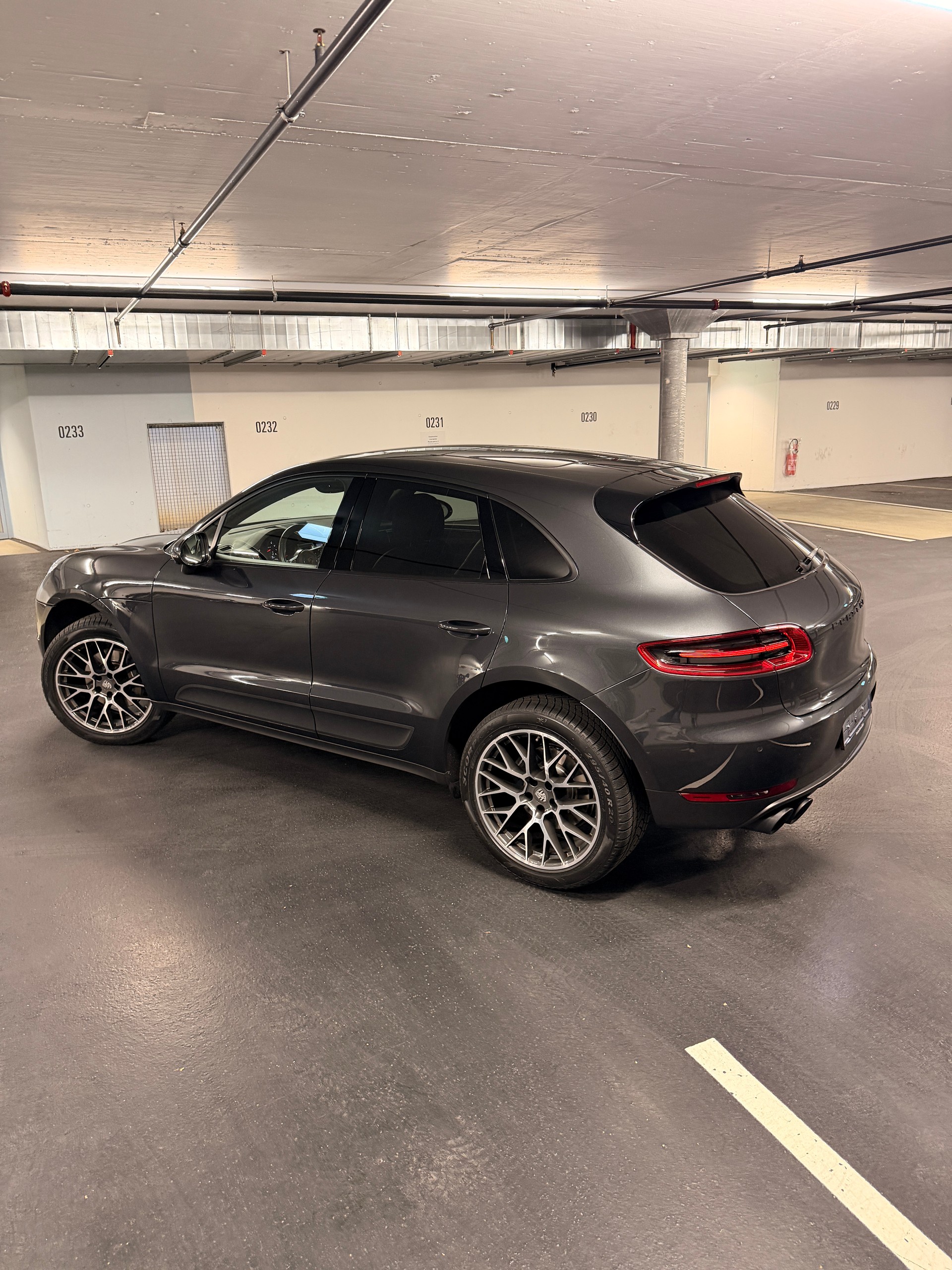 PORSCHE Macan PDK-image-7