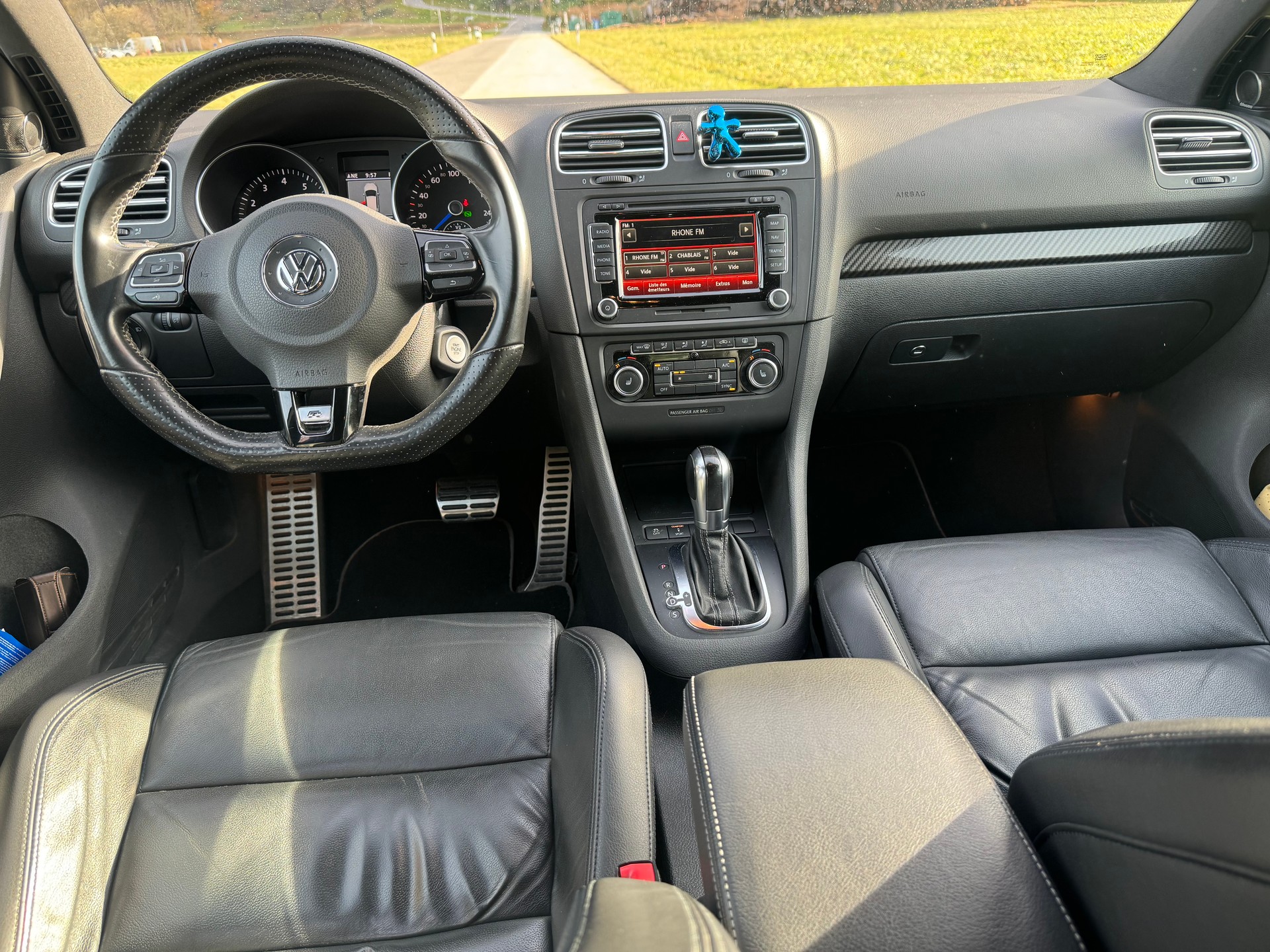 VW Golf 2.0 TSI R 4Motion DSG-image-4