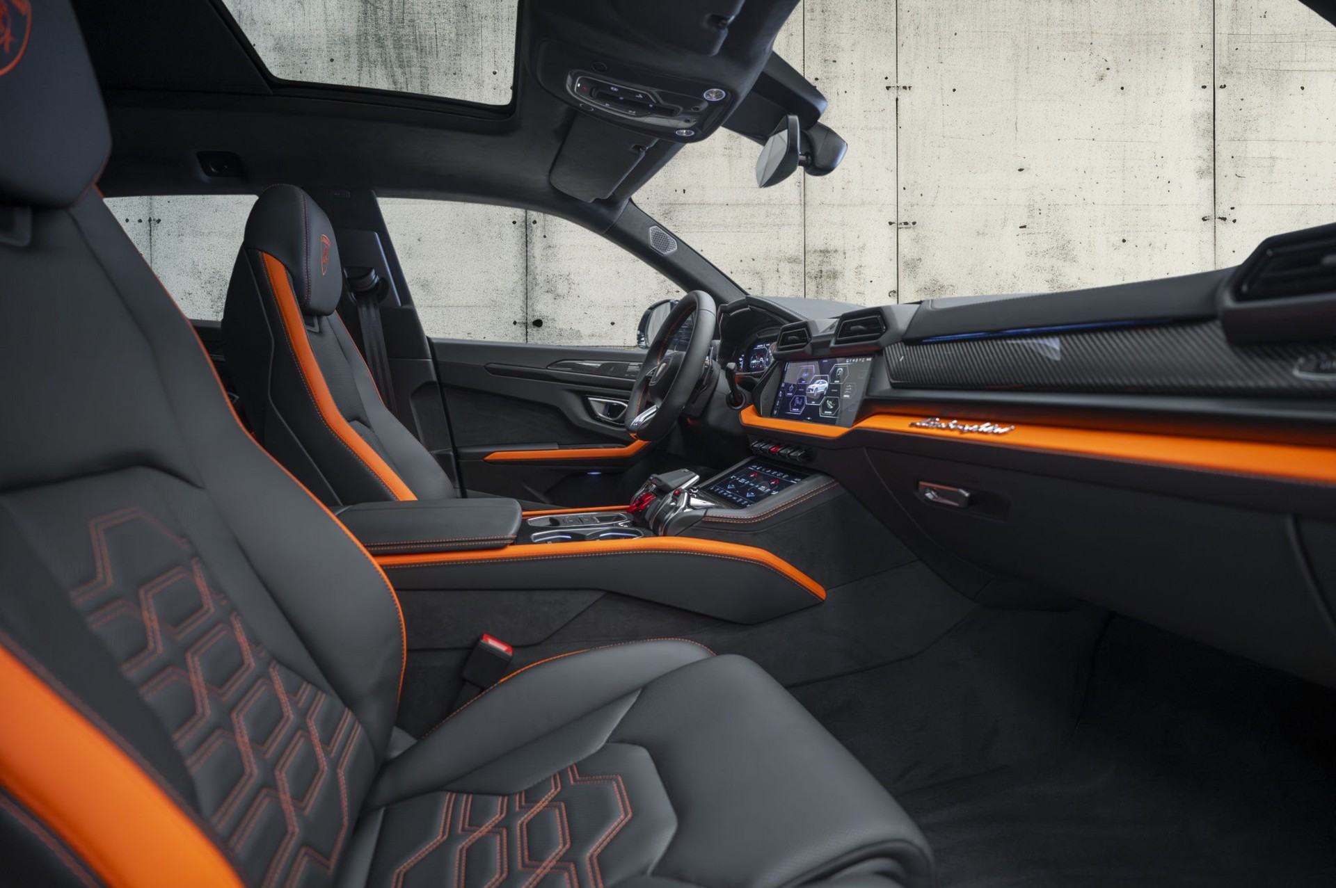 LAMBORGHINI Urus SE-image-10