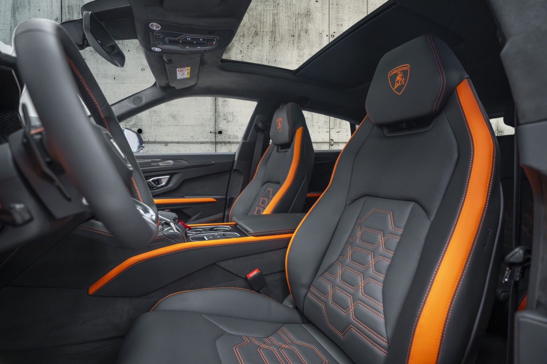 LAMBORGHINI Urus SE-image-8
