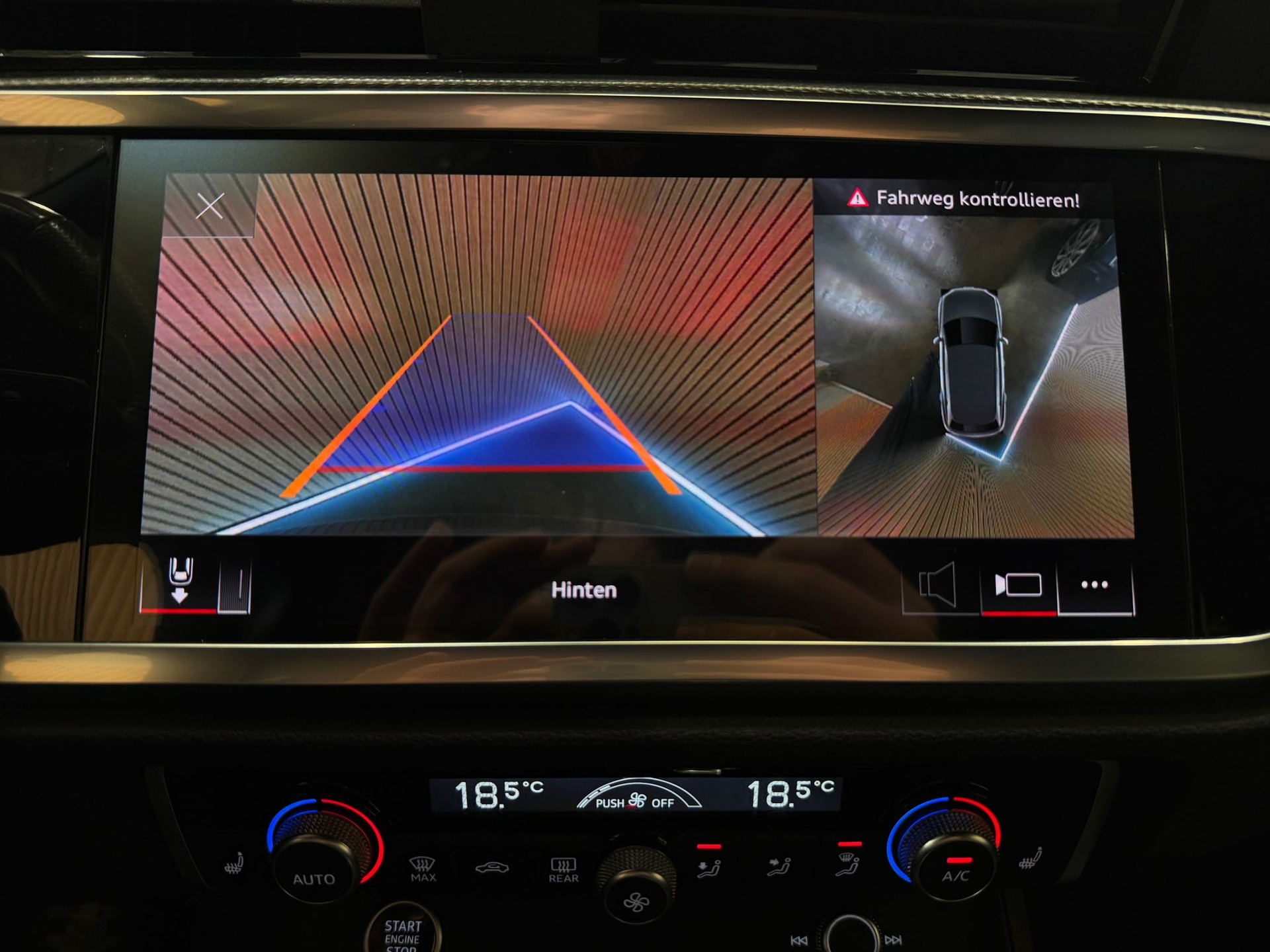 AUDI Q3 45 TFSI e S line Attraction S-tronic-image-26