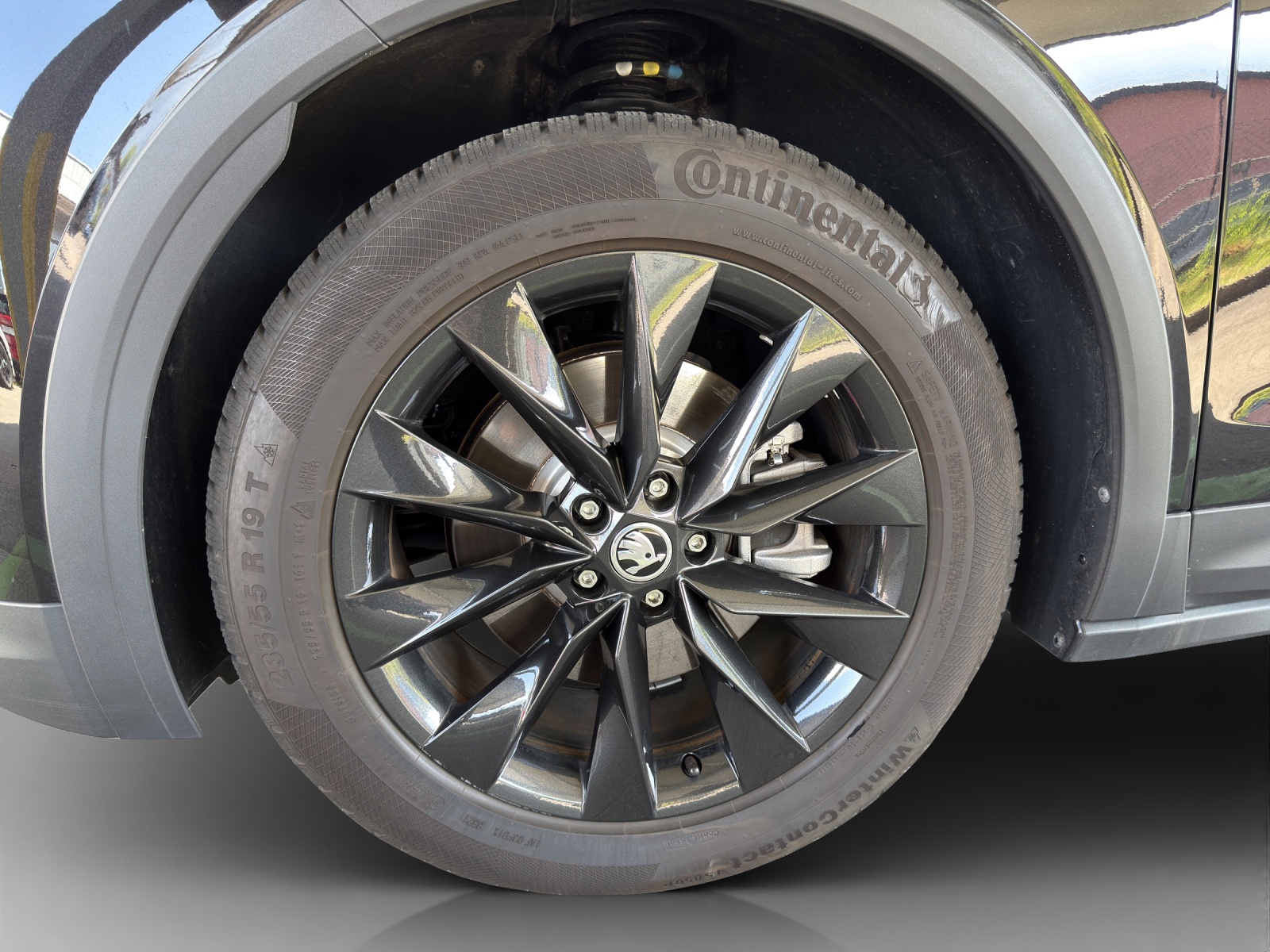SKODA Elroq 60-image-14