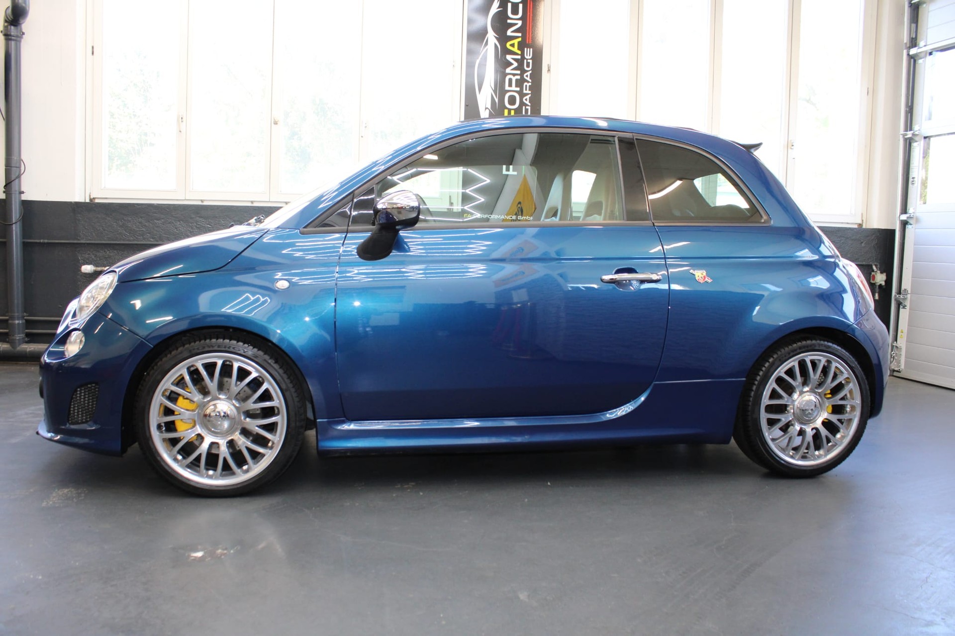 FIAT 500C 1.4 16V Abarth Cabrio Italia SS No. 76 / 150-image-2