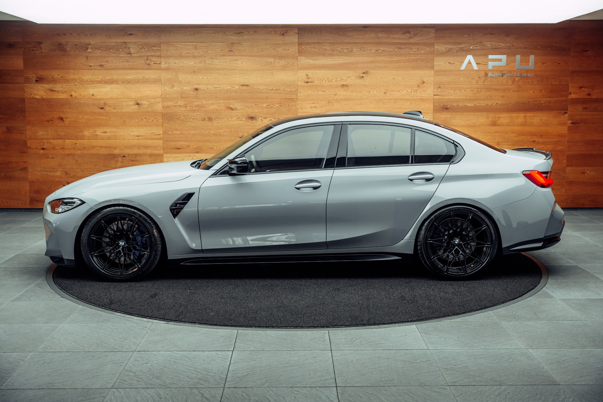 BMW M3 Competition xDrive-image-9