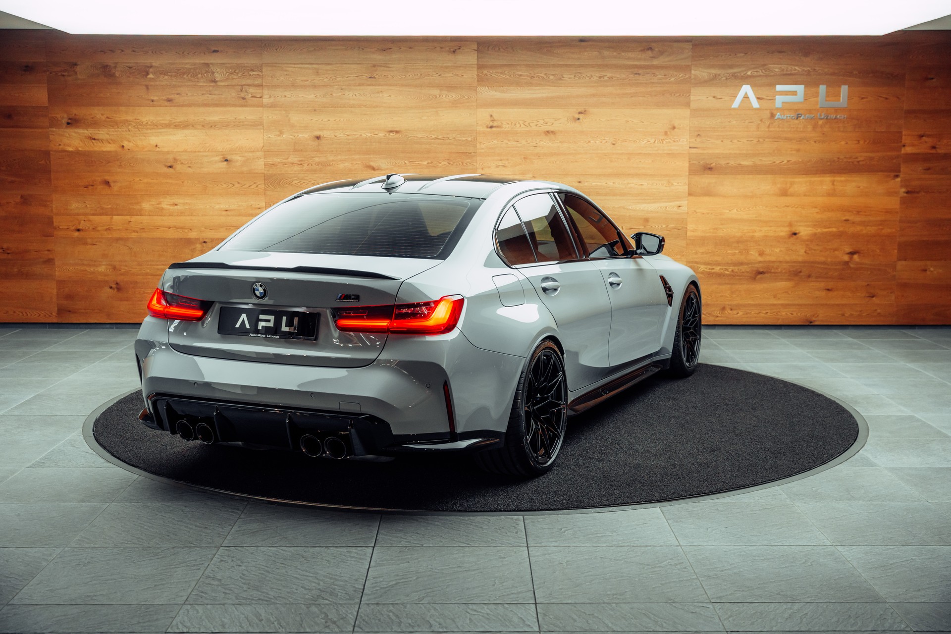 BMW M3 Competition xDrive-image-1