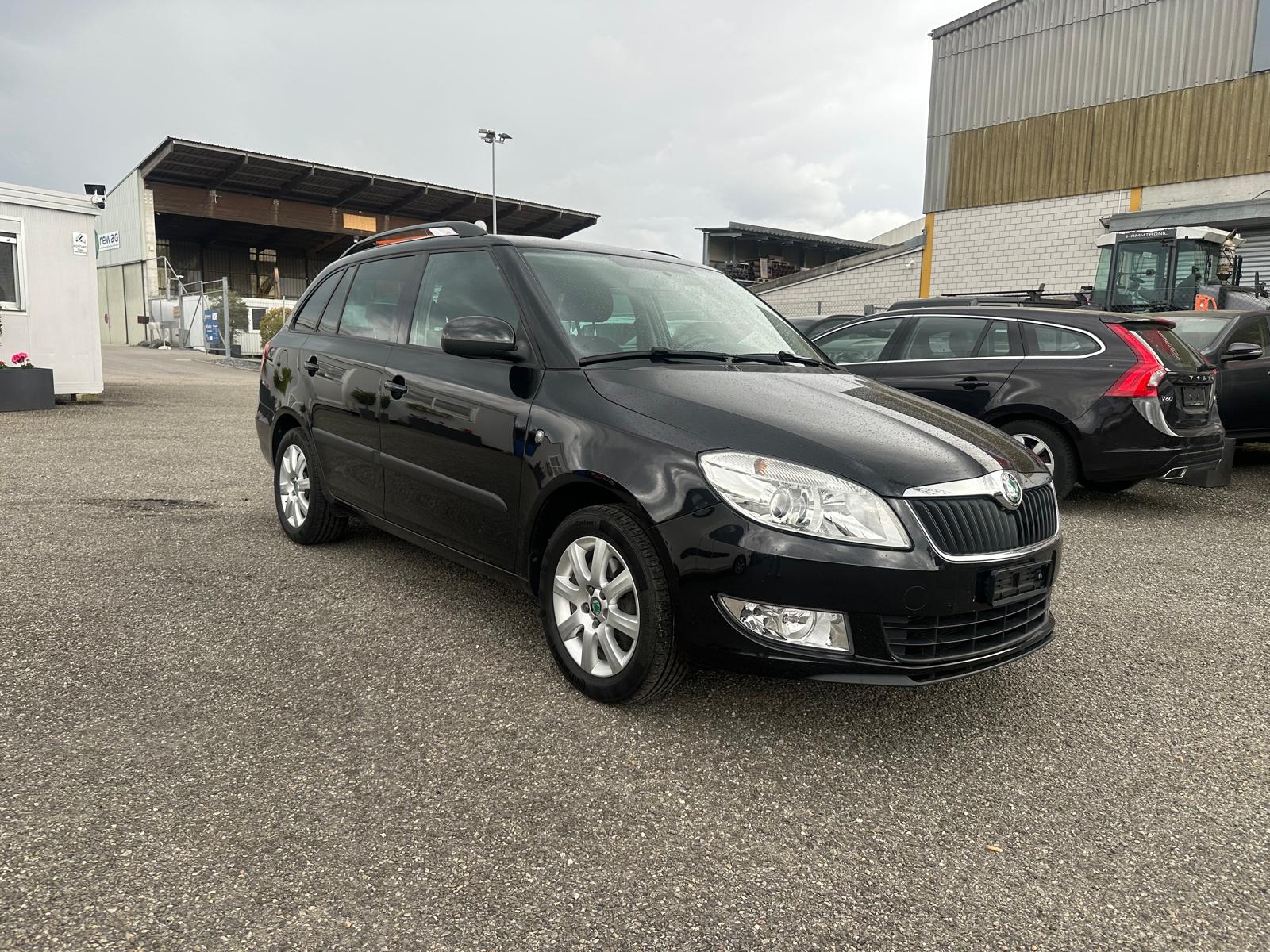 SKODA Fabia 1.2 TSI Elegance-image-5