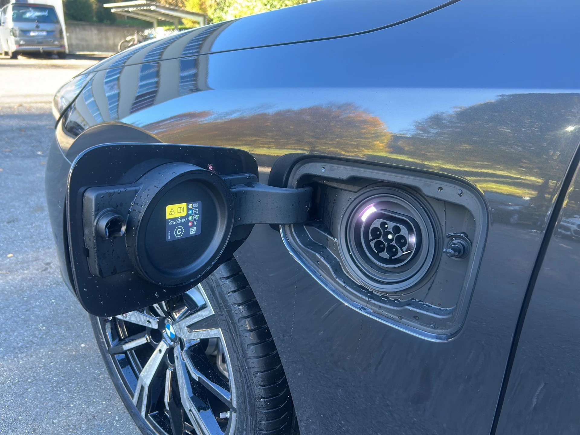 BMW 530e xDrive Touring M Sport Steptronic-image-20
