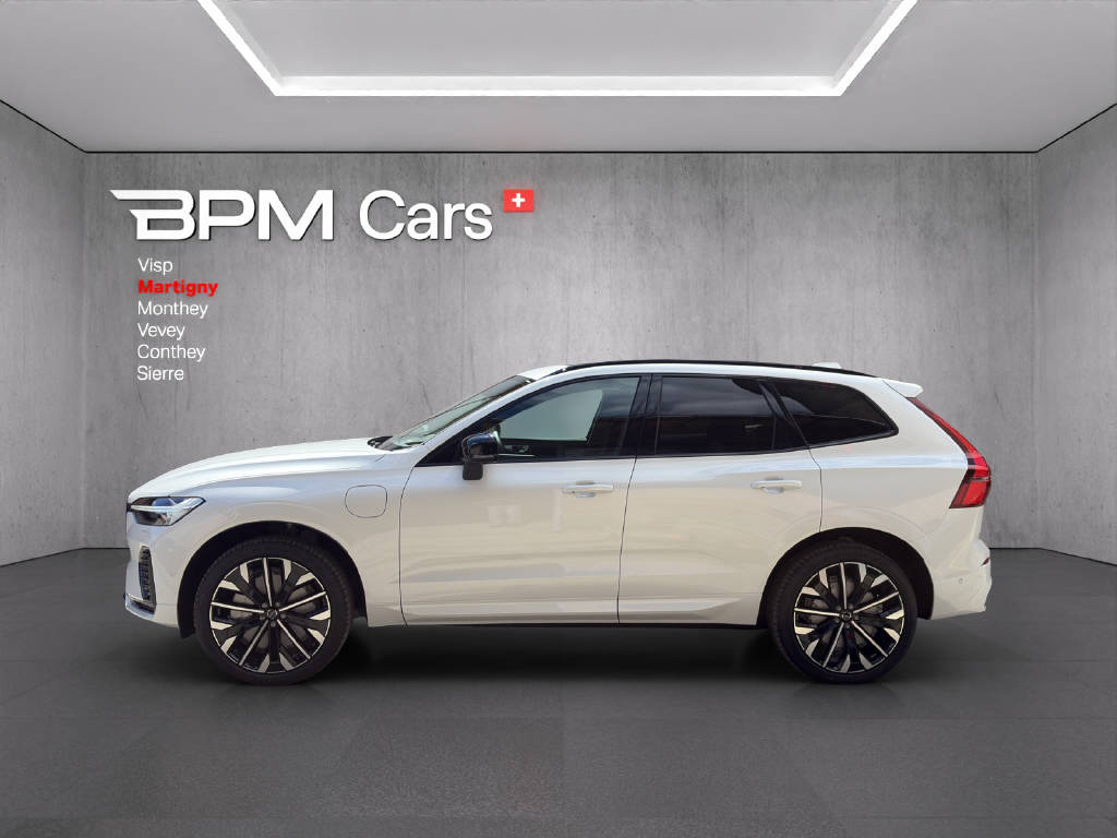 VOLVO XC60 2.0 T6 TE Ultra Dark eAWD-image-17