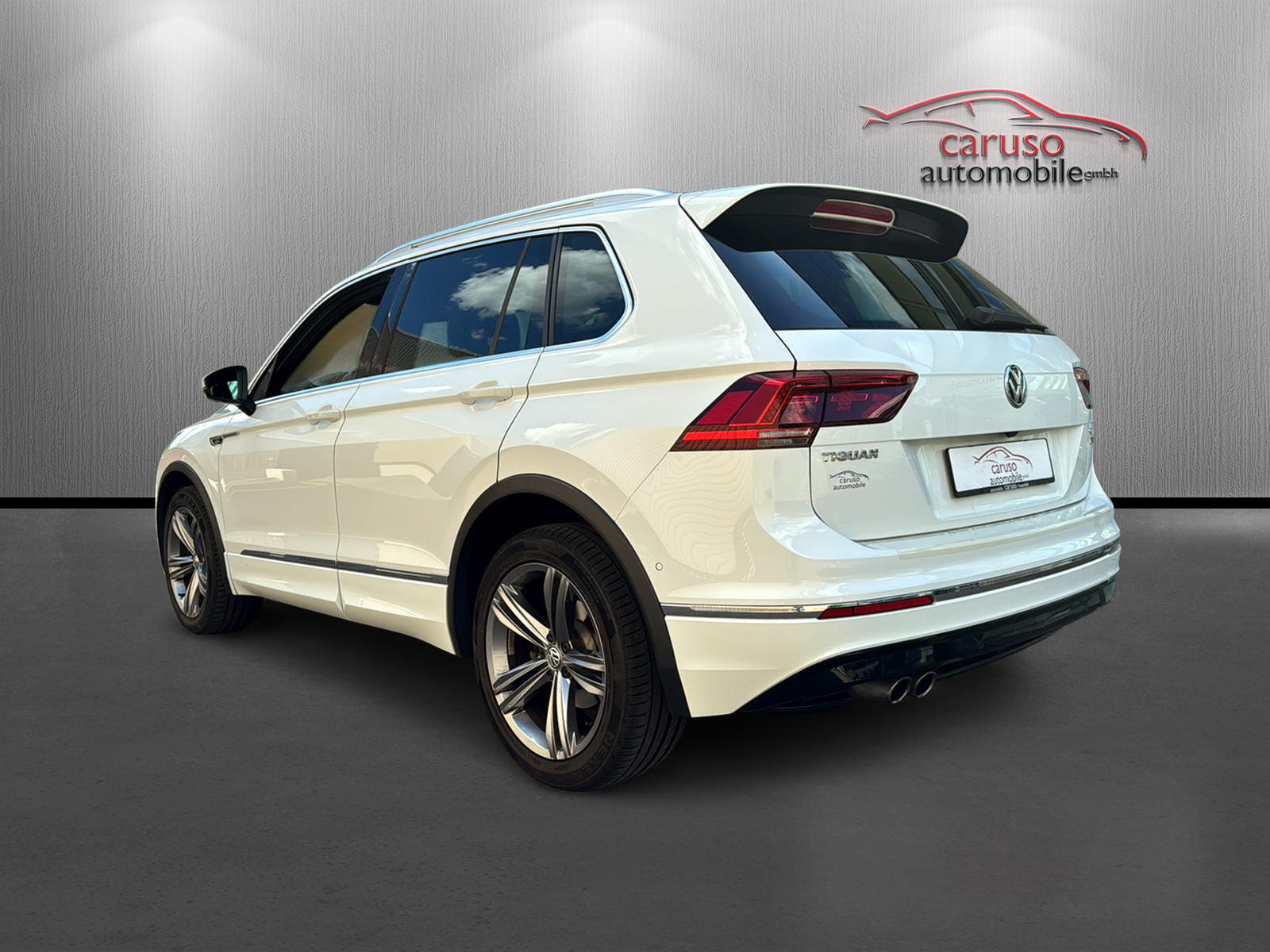VW Tiguan 2.0TSI Highline 4Motion DSG*R-Line*Standheizung*Panoramadach*-image-5