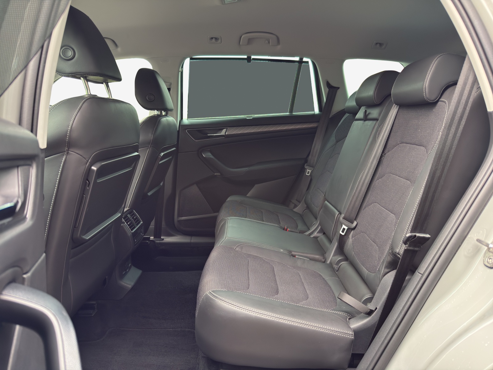 SKODA Kodiaq 2.0 TSI 4x4 Style-image-11