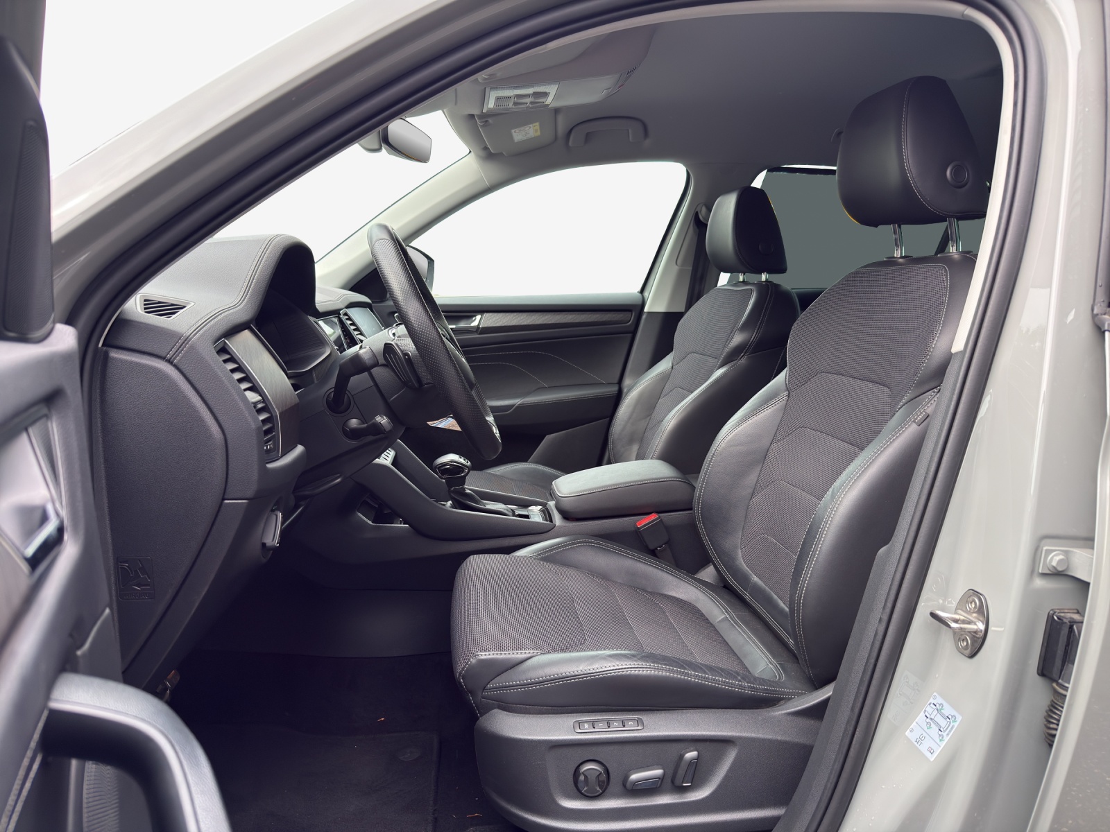 SKODA Kodiaq 2.0 TSI 4x4 Style-image-7