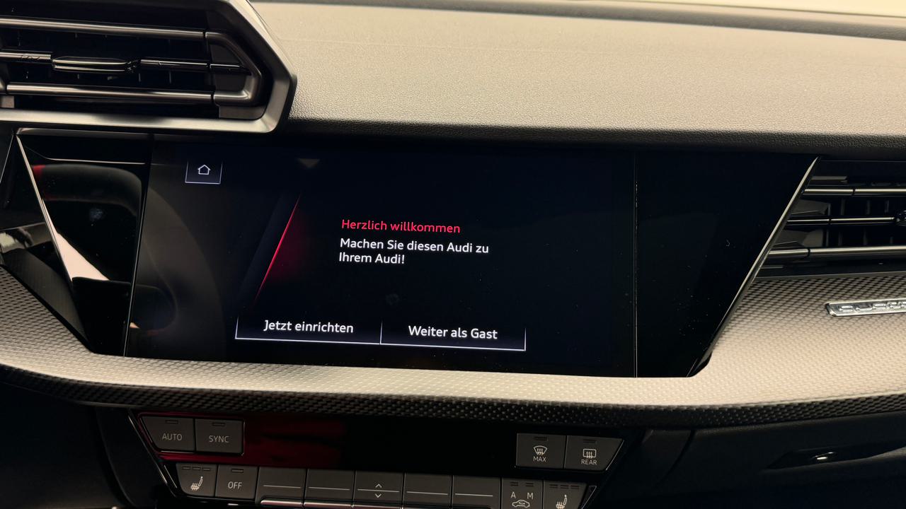 AUDI RS3 Limousine 2.5 TSI quattro S-tronic-image-7