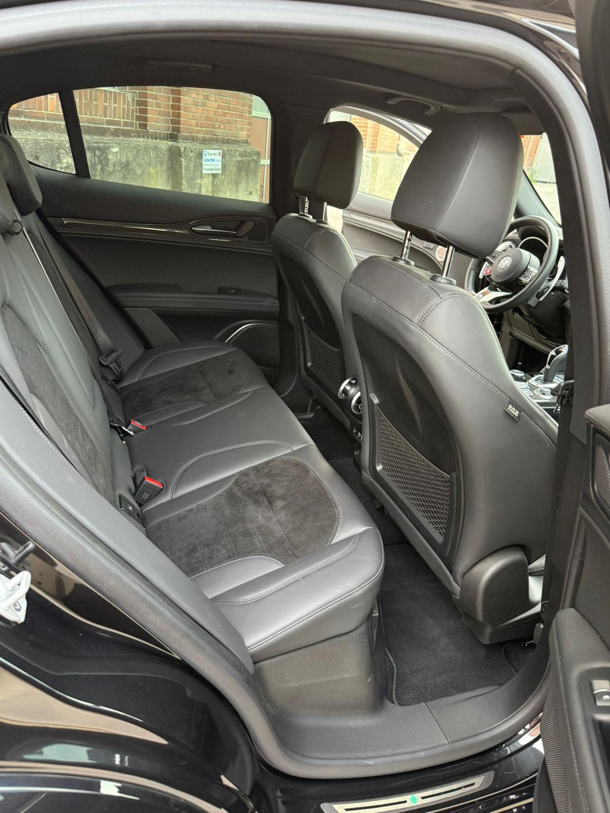 ALFA ROMEO Stelvio 2.9 V6 Quadrifoglio Q4 Automatic-image-7