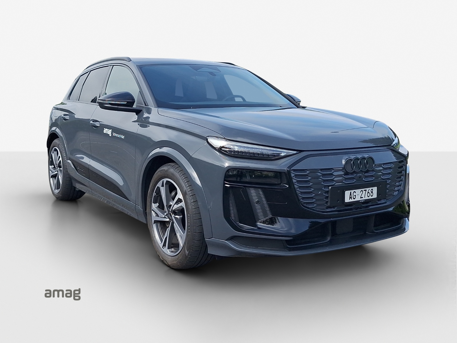 AUDI Q6 e-tron quattro-image-5