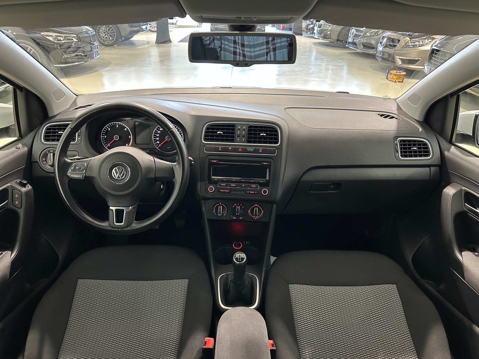VW Polo 1.2 TDI BlueMotion Trendline-image-14