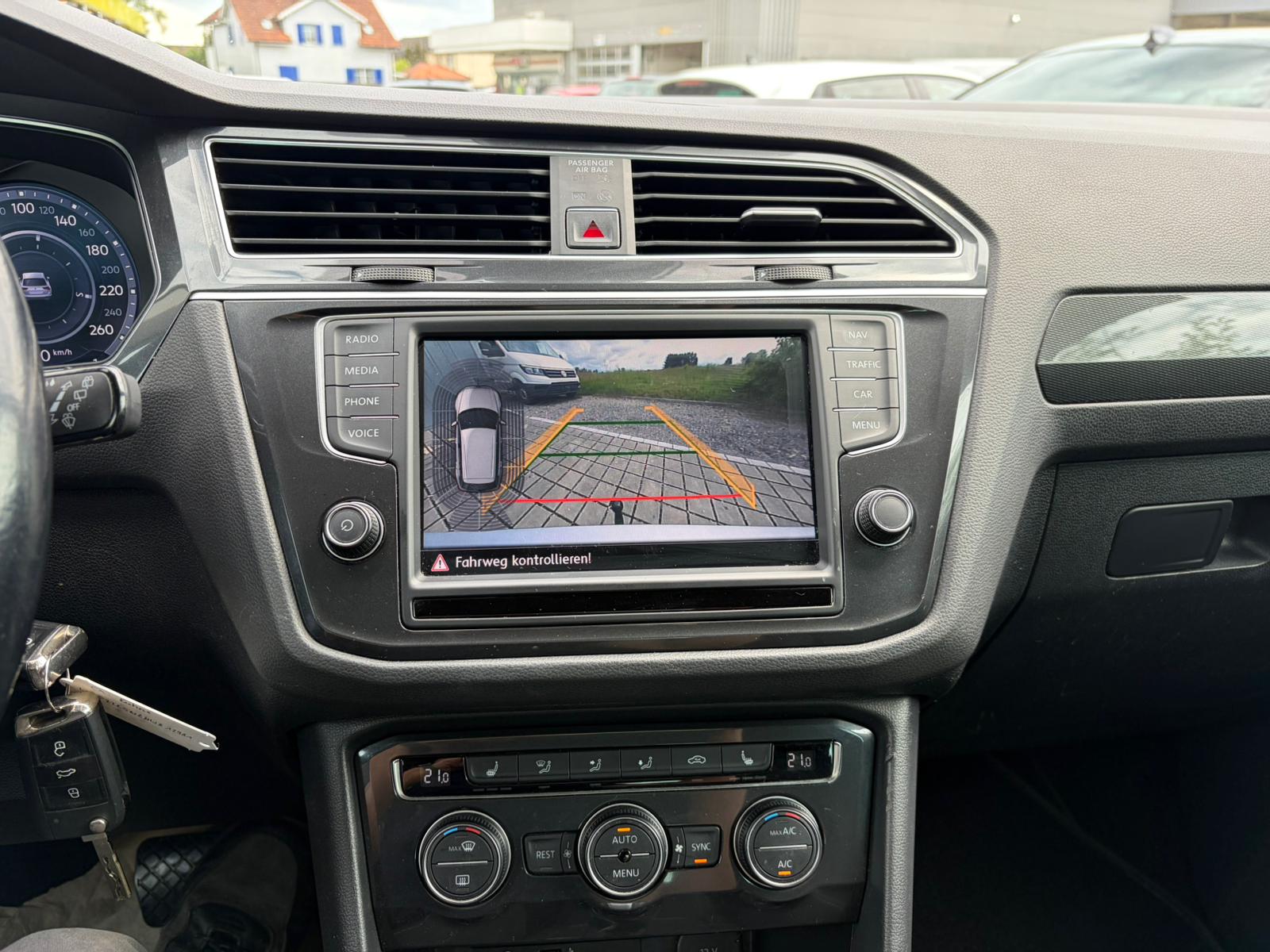 VW Tiguan 2.0 TDI SCR Highline4Motion DSG-image-12