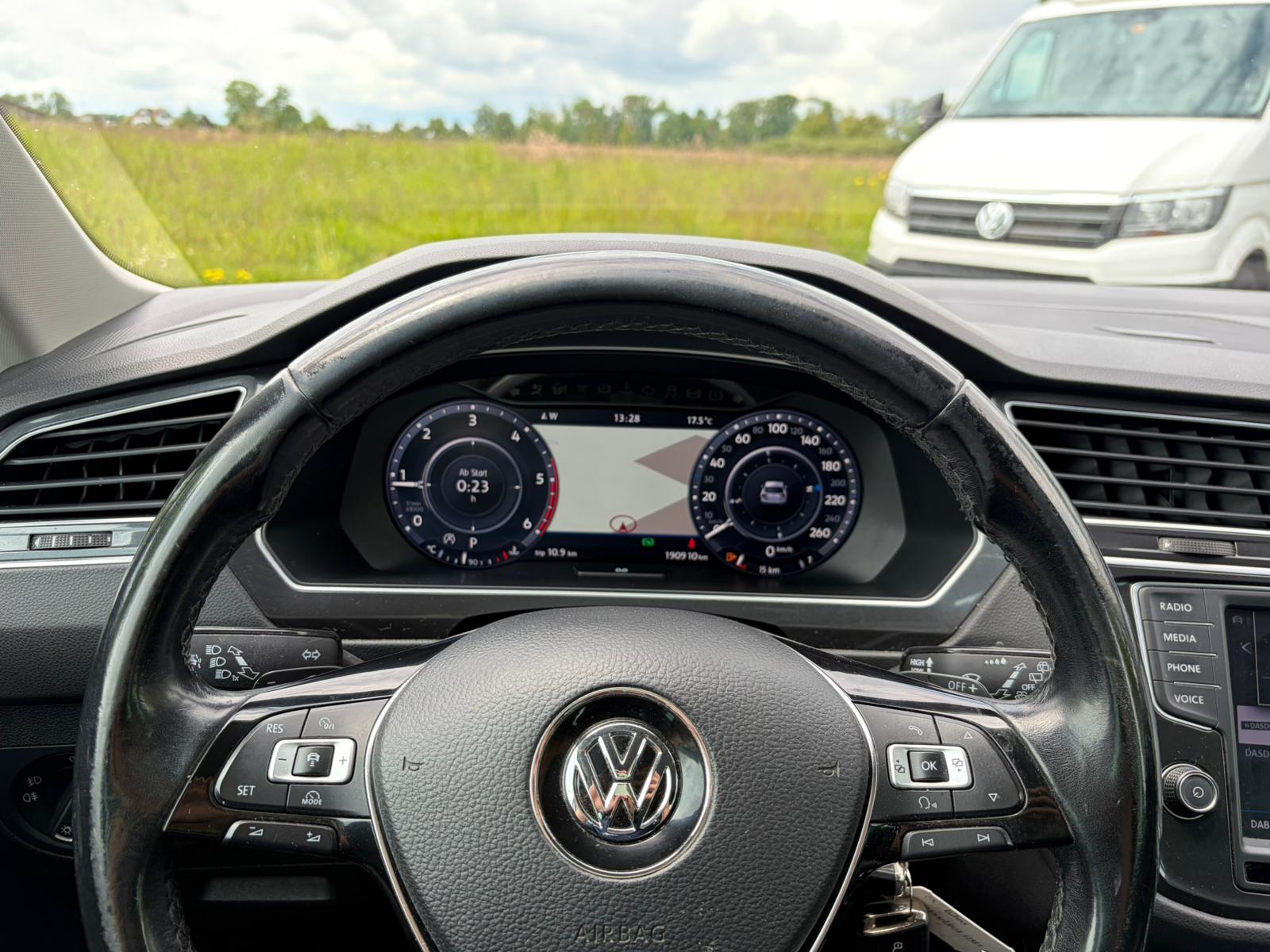 VW Tiguan 2.0 TDI SCR Highline4Motion DSG-image-13