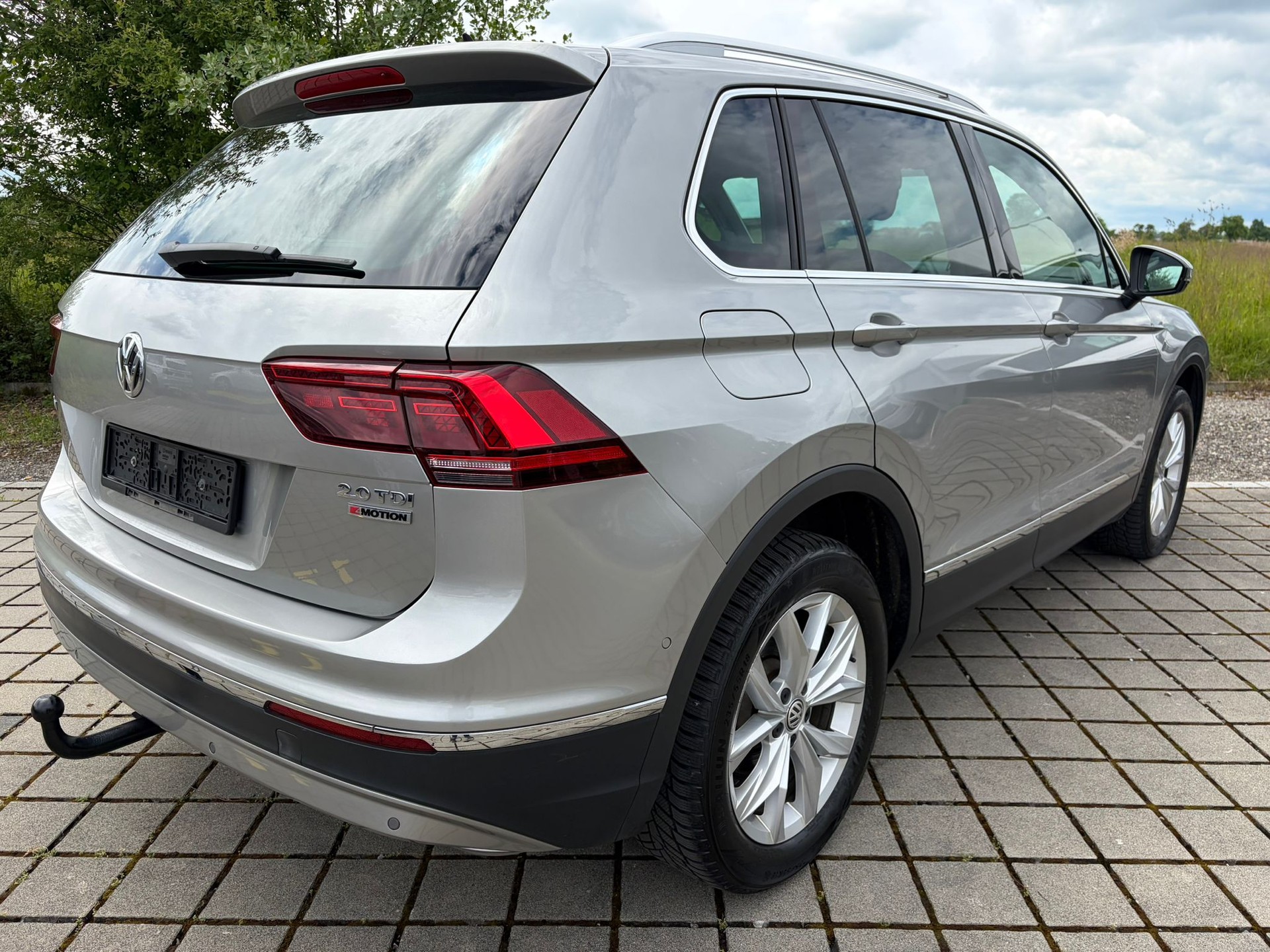VW Tiguan 2.0 TDI SCR Highline4Motion DSG-image-4
