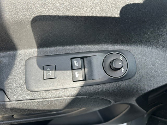 FIAT Doblo 1.5 BlueHDi L1 1000kg Swiss Edition A-image-18