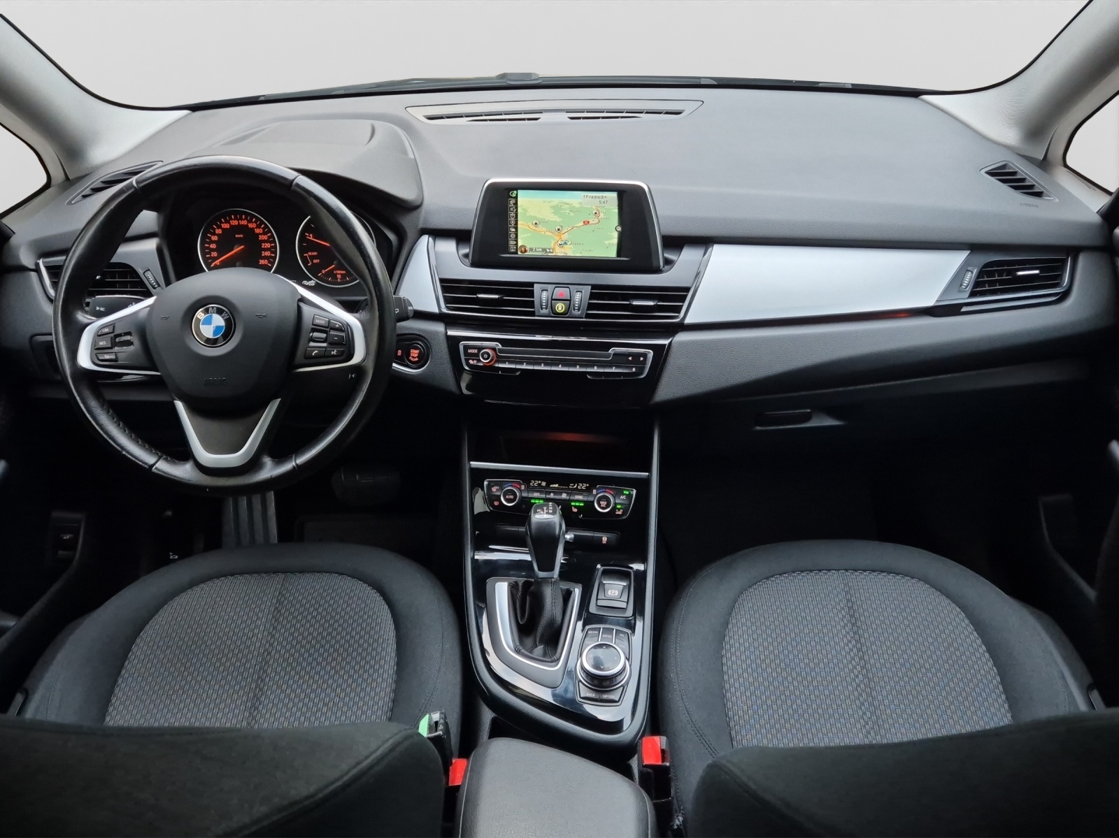 BMW 218d xDrive Gran Tourer Steptronic-image-9