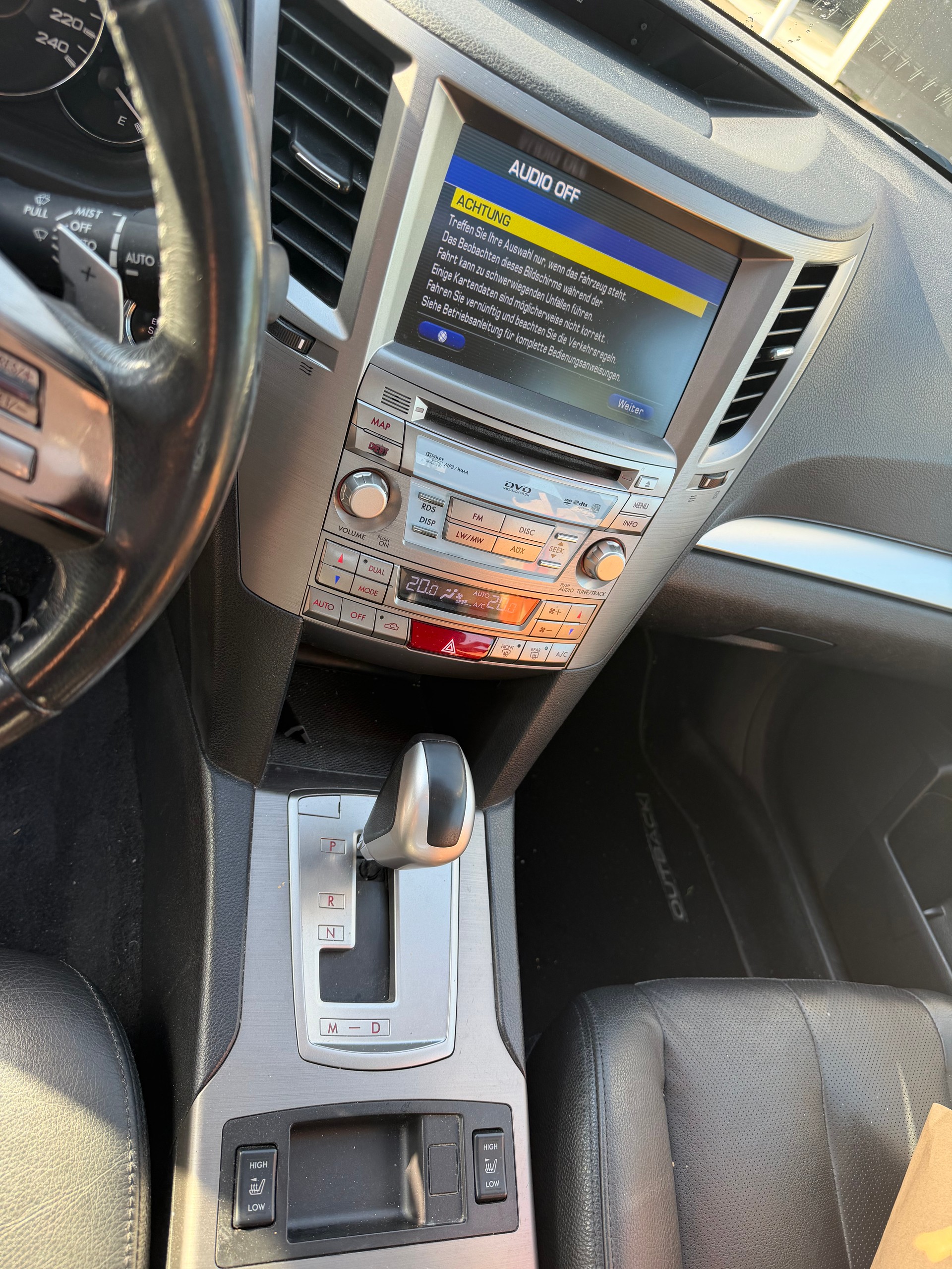 SUBARU Outback 2.5i Limited AWD Lineartronic-image-14