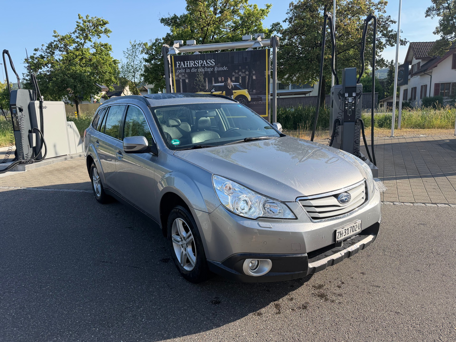 SUBARU Outback 2.5i Limited AWD Lineartronic-showroom-element-3
