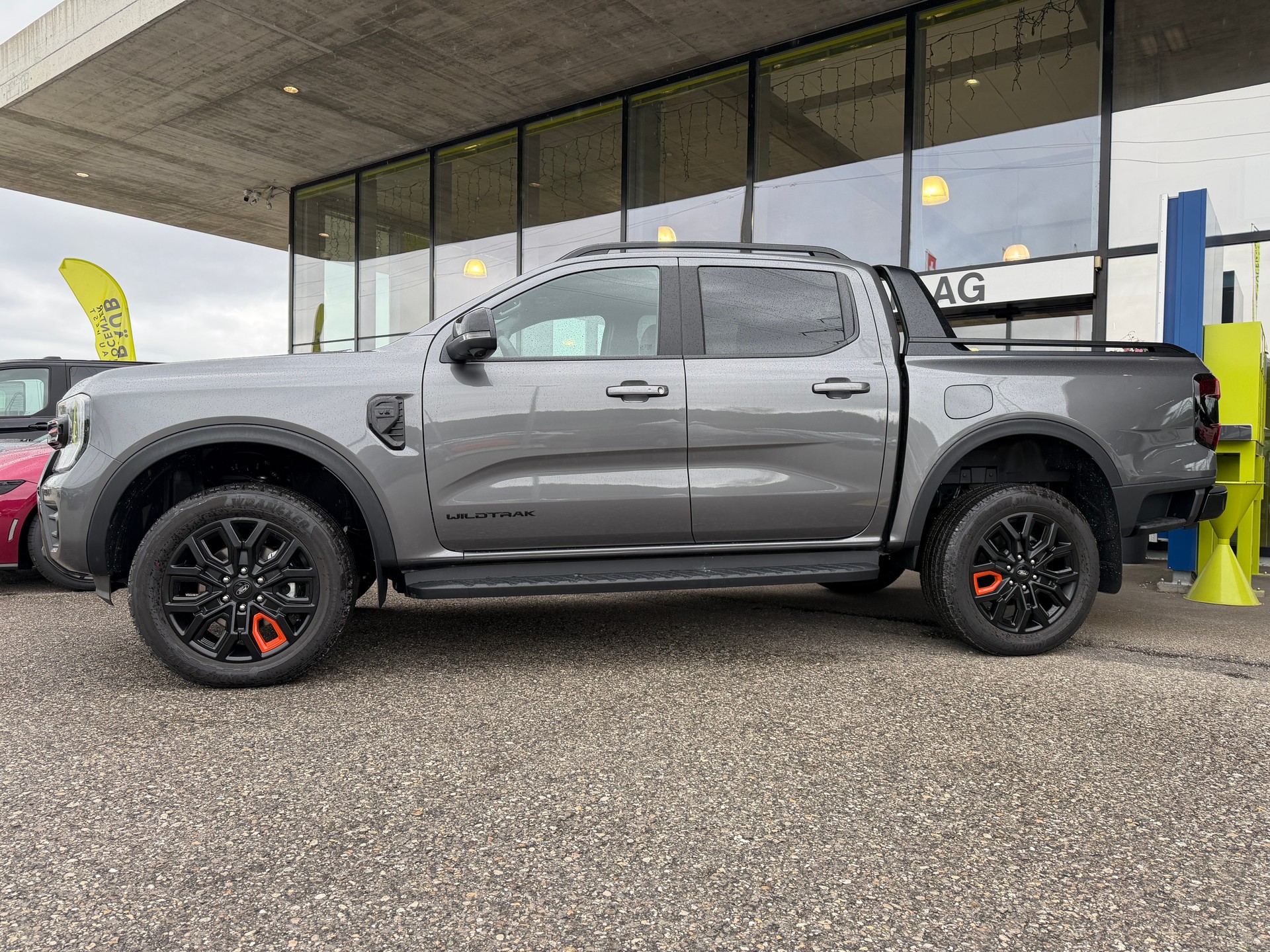 FORD Ranger Wildtrak DK 3.0 Eco Blue e-4WD Automat-image-3