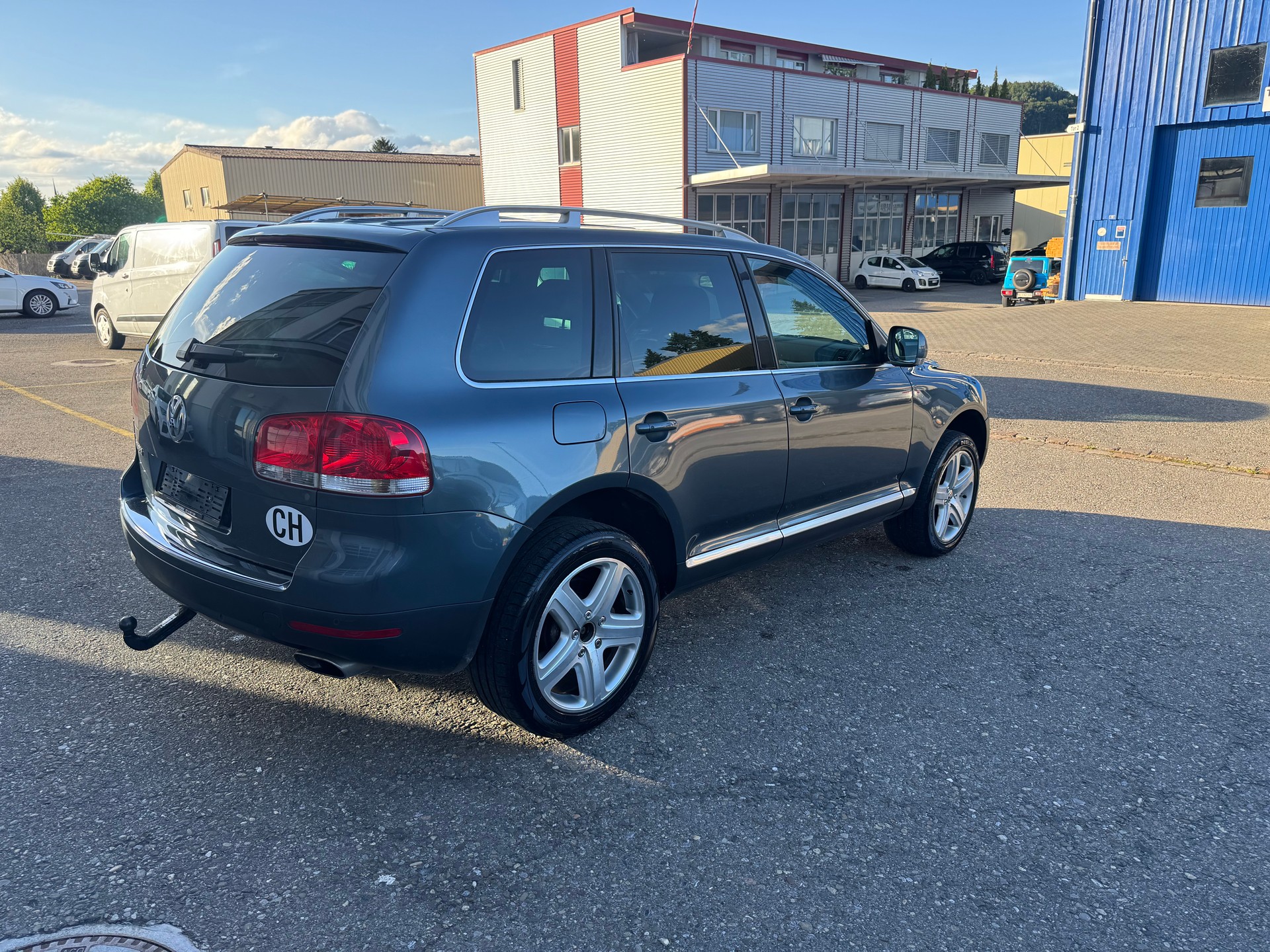 VW Touareg 3.0 TDI-showroom-element-1