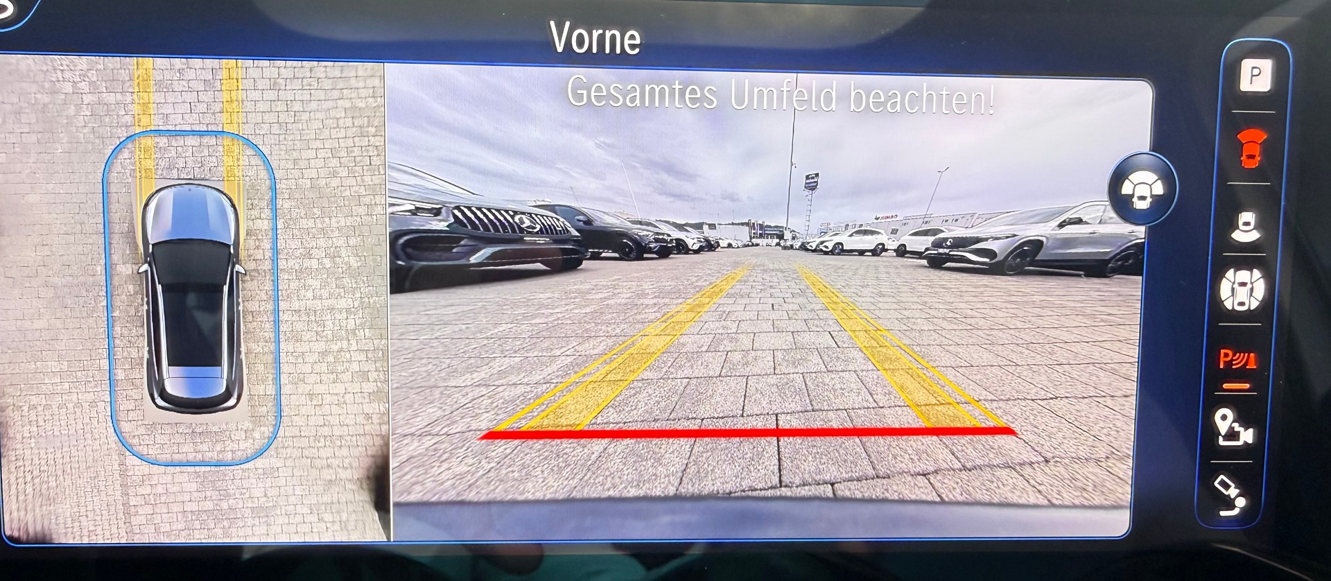 MERCEDES-BENZ EQA 350 AMG Line 4Matic Swiss Star-image-9